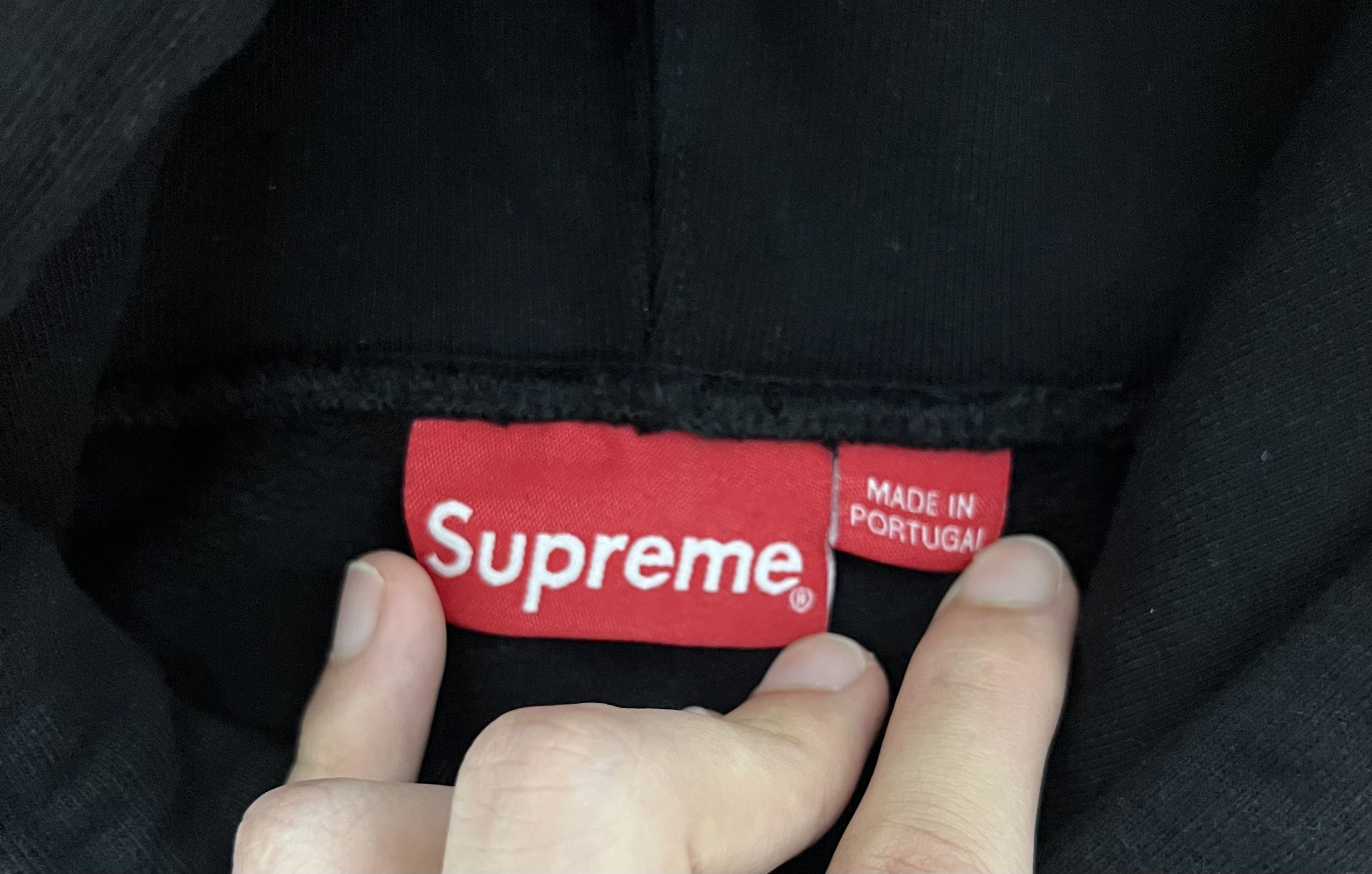Supreme 💚 FW18 Supreme Love or Hate Hooded Sweatshirt Black NEW Size US S / EU 44-46 / 1 - 5 Thumbnail