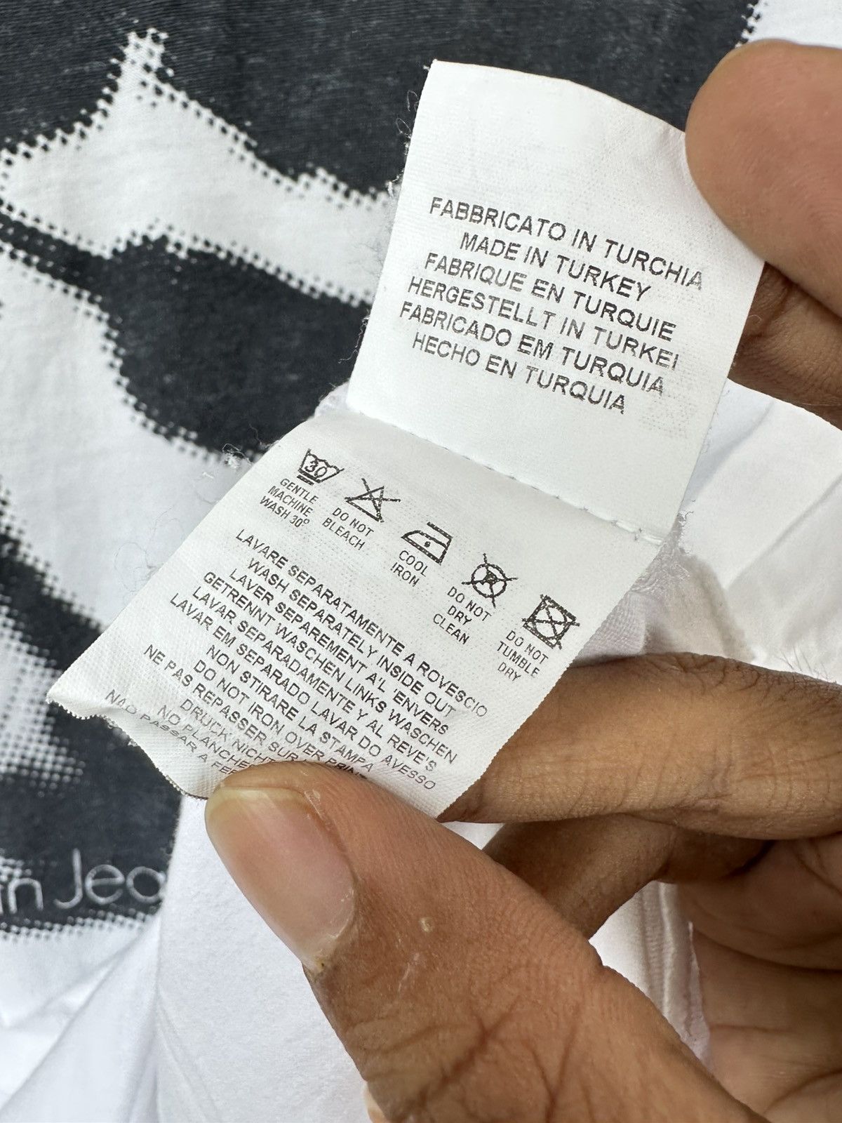 Calvin Klein Vintage Calvin Klein Jeans Photo Tee Size US XL / EU 56 / 4 - 10 Thumbnail