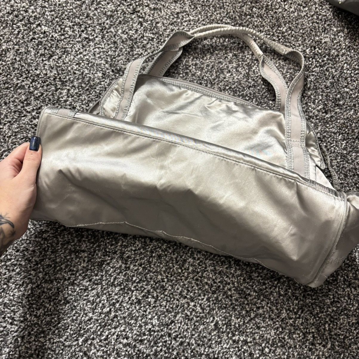 Nike Silver Nike Bag Mega Beauty Size ONE SIZE - 6 Thumbnail