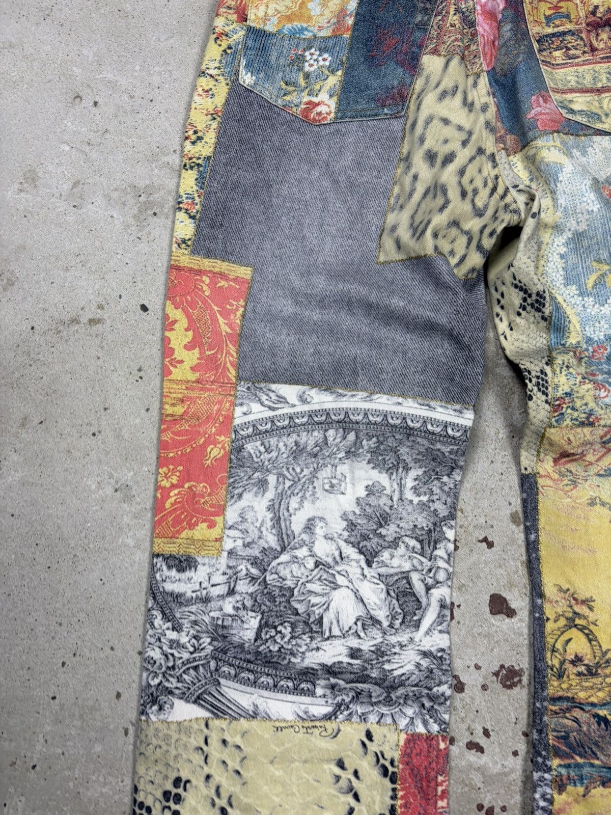 Roberto Cavalli FW 2002 Roberto Cavalli Patchwork Animal Print Bootcut Jeans Size 30" / US 8 / IT 44 - 13 Thumbnail