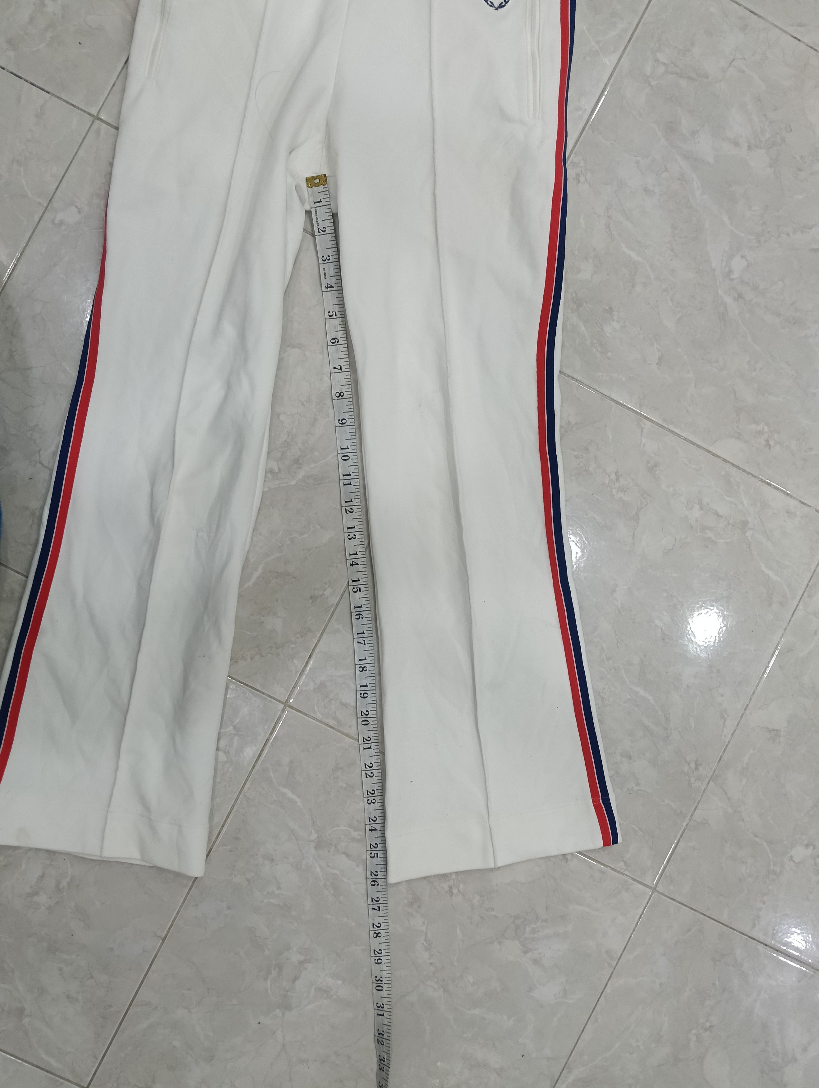 Fred Perry Vintage Fred Perry Trackpants Size US 32 / EU 48 - 17 Thumbnail