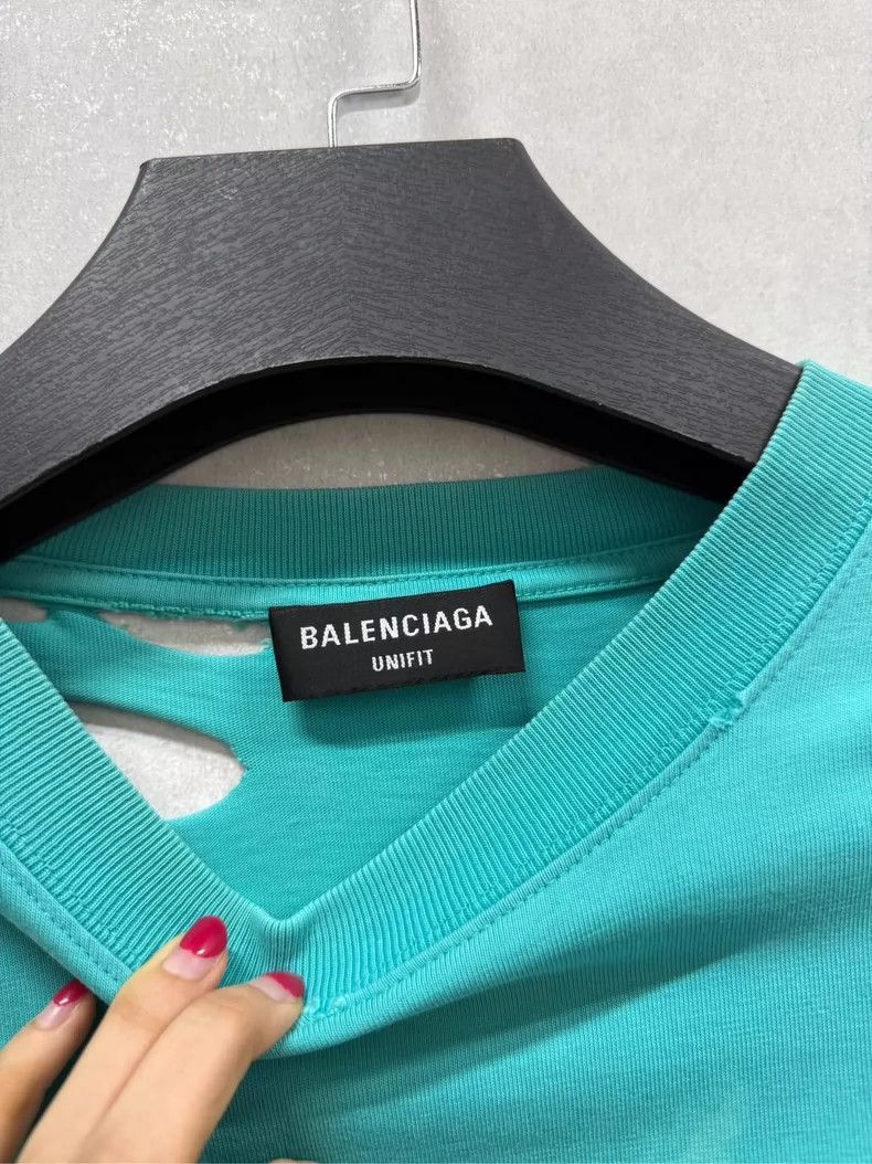 Balenciaga Balenciaga Lake Green Big Hole Short Sleeve Size US XS / EU 42 / 0 - 2 Thumbnail
