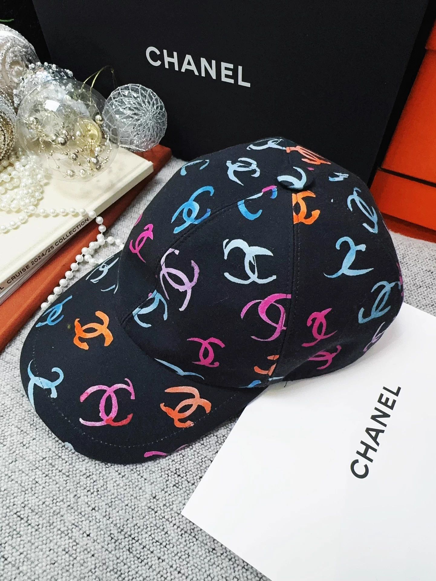Chanel Chanel 24S Rainbow CC graffiti baseball cap Size ONE SIZE - 1 Thumbnail
