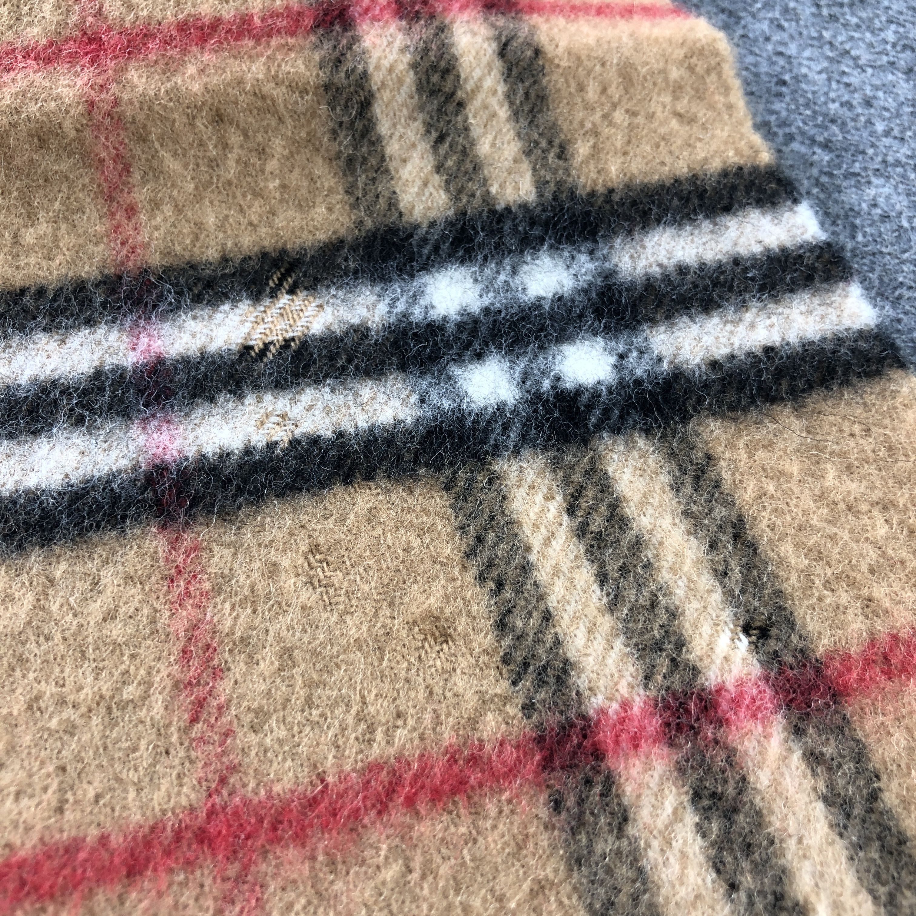 Burberry Burberry Tan Nova Check Wool Scarf Muffler V2906 Size ONE SIZE - 6 Thumbnail