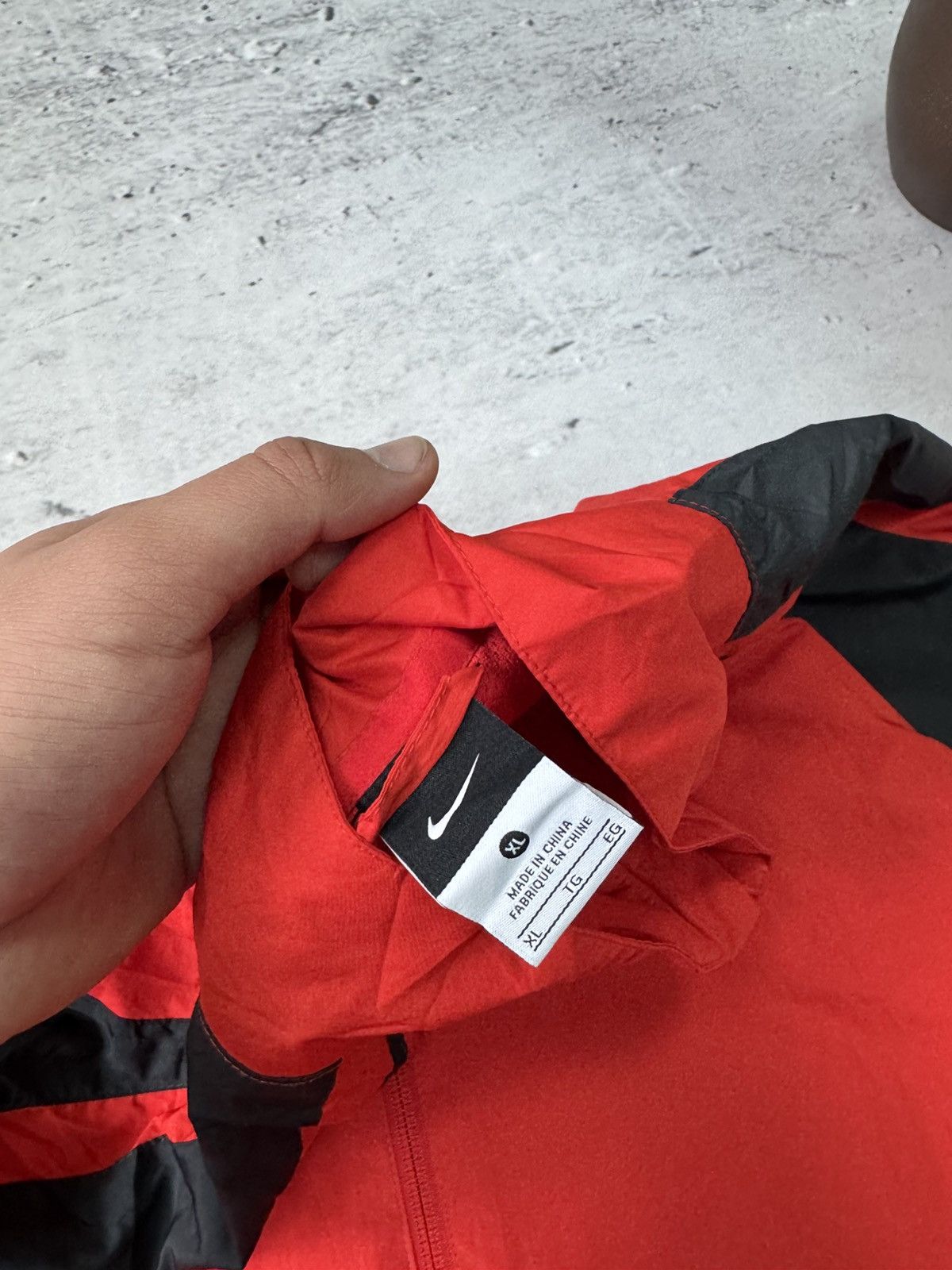 Nike × Vintage NIKE MANCHESTER UNITED VINTAGE BASIC LOGO BAGGY LIGHT JACKET Size US XL / EU 56 / 4 - 9 Thumbnail