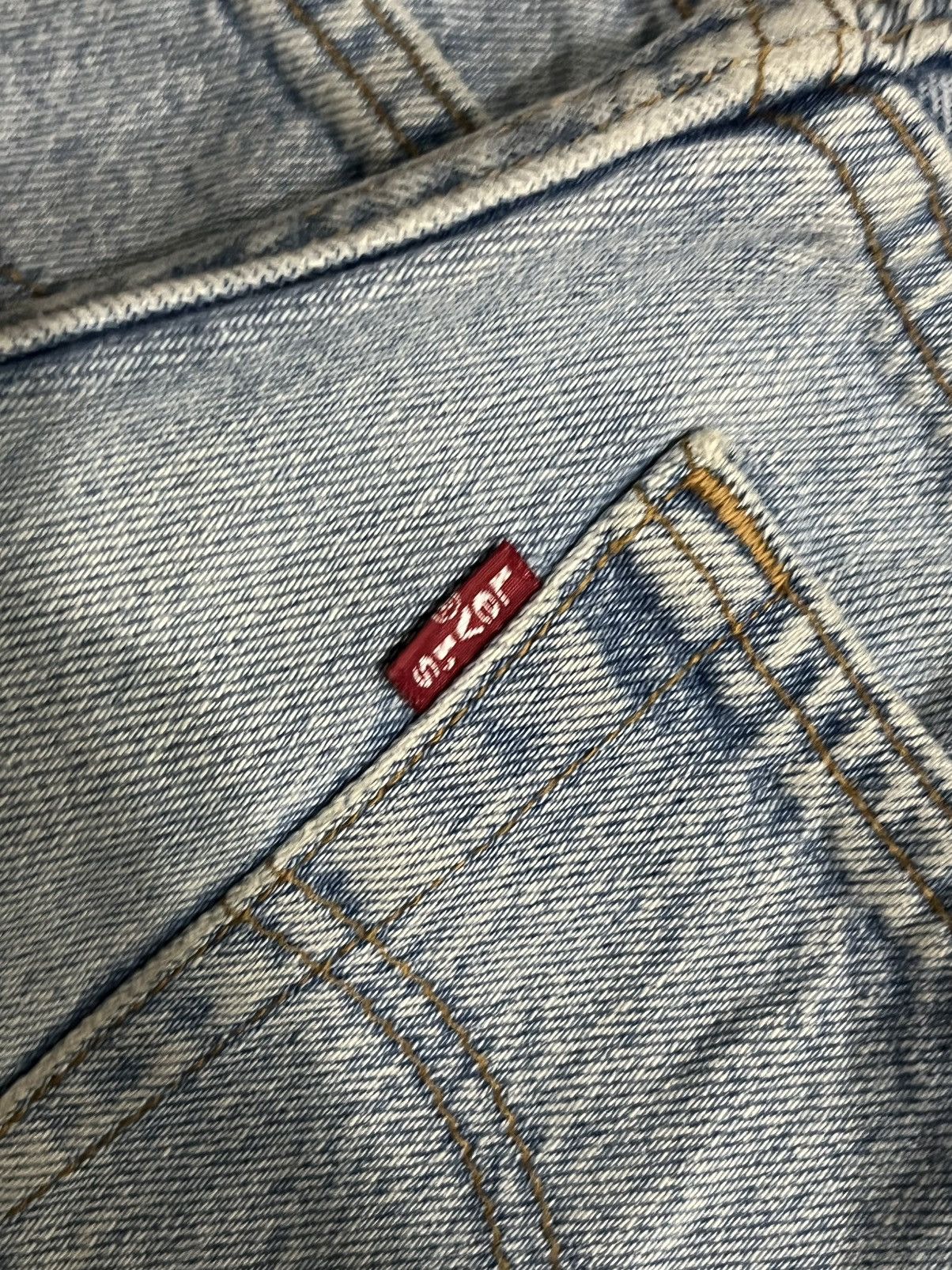 Levi's Vintage Y2K Levi’s 501 Light Blue Washed Distressed Jeans Size 30" / US 8 / IT 44 - 11 Thumbnail