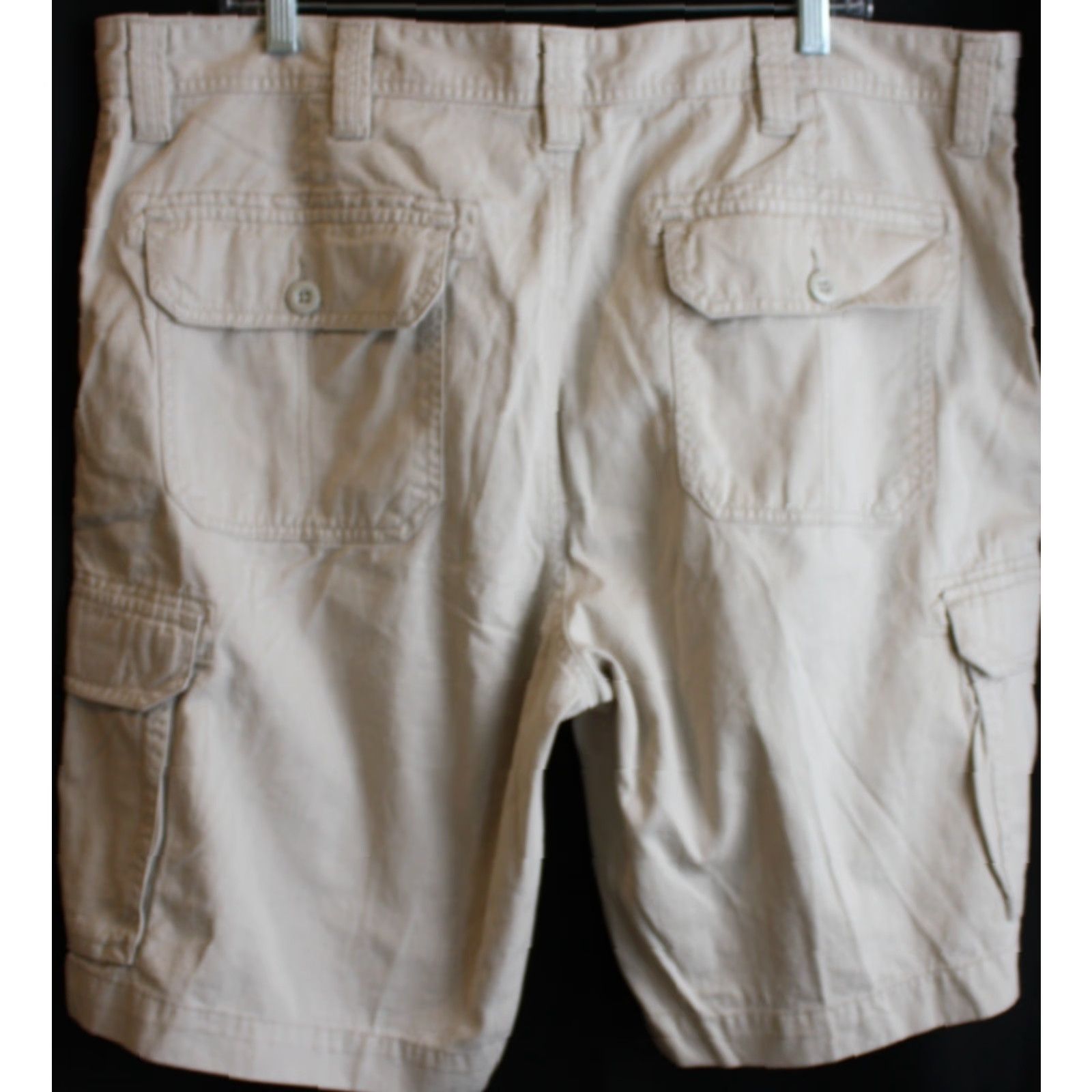 Vintage St John's Bay Outfitters Khaki Cargo Shorts Size 40 100% Cotton Cargo Shorts Beige Regular Men Size US 40 / EU 56 - 8 Thumbnail