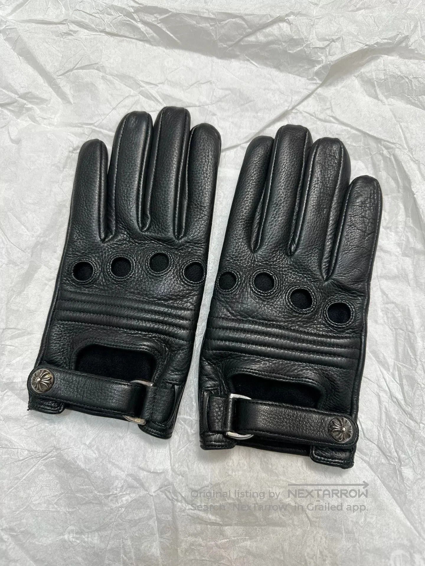 Chrome Hearts Chrome Hearts Cross Silver Buckle Sheepskin Gloves. Size ONE SIZE - 1 Thumbnail