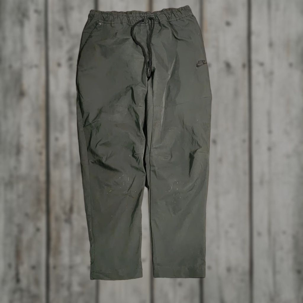 Nike Nike Tech Pack Sportswear Green Cargo Pants Mens L Regular Tapered Jogger Elastic Waist 29 in Inseam Size US 33 - 1 Thumbnail