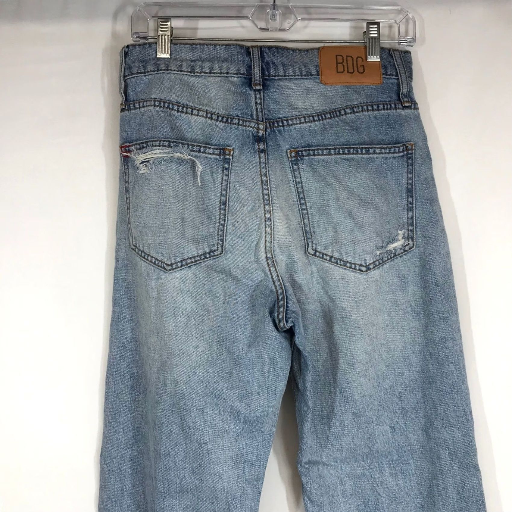 Bdg BDG Urban Outfitters Cowboy Jean Distressed Straight Leg Jeans Light Wash 28 Size 28" / US 6 / IT 42 - 5 Thumbnail