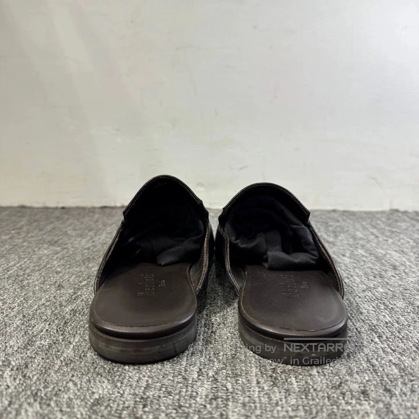 Berluti Black Leather Slip-On Mules Size 7. Size US 7 / EU 40 - 3 Thumbnail