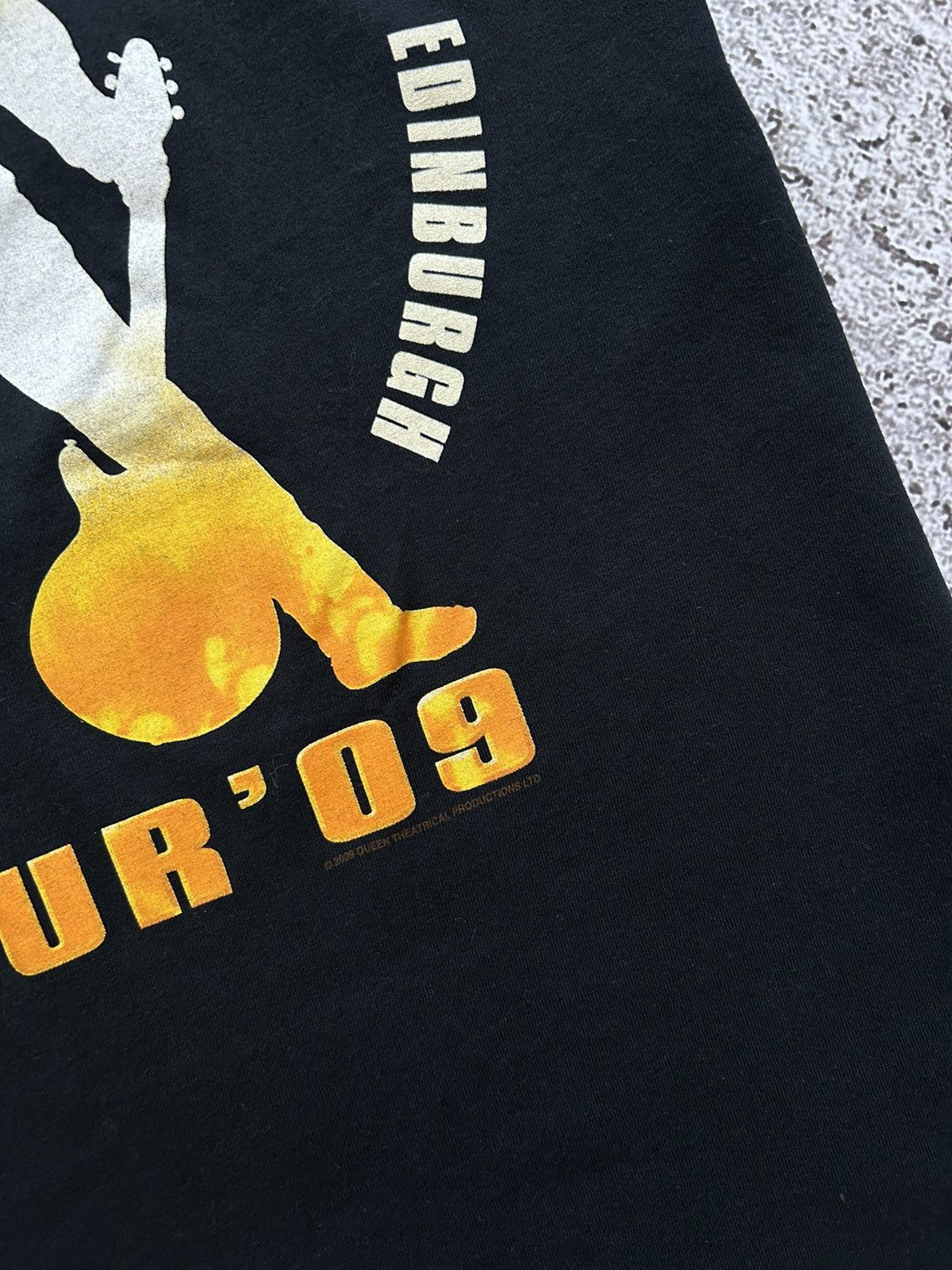 Band Tees × Vintage Vintage We Will Rock You Queen Tour 2009 Rock Band T-Shirt Size US M / EU 48-50 / 2 - 9 Thumbnail