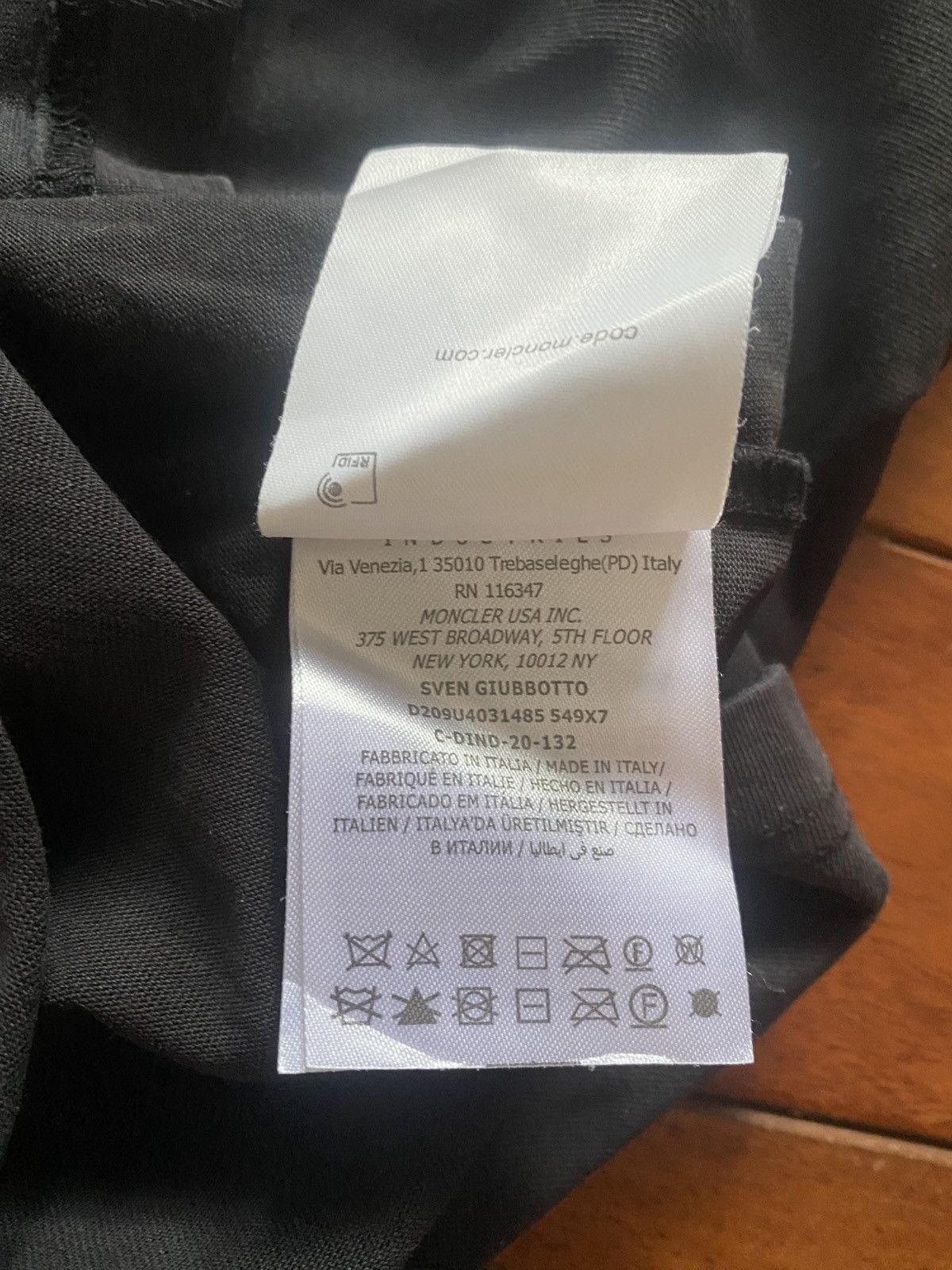 Moncler Moncler Size US L / EU 52-54 / 3 - 9 Thumbnail