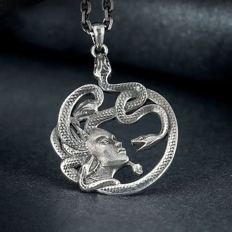 Jewelry × Vintage Snake Medusa High Quality Metal Pendant Necklace Size ONE SIZE - 1 Thumbnail