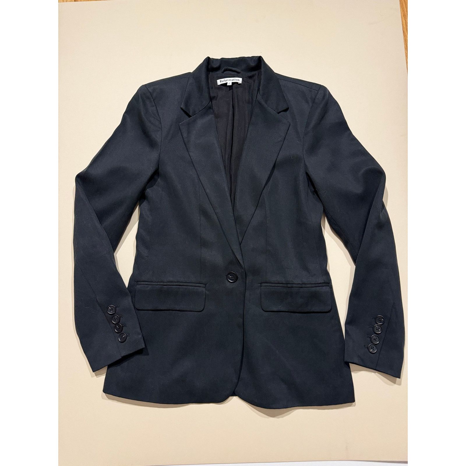 image of NWOT Reformation The Classic Relaxed Blazer - Black - Xs, Women's