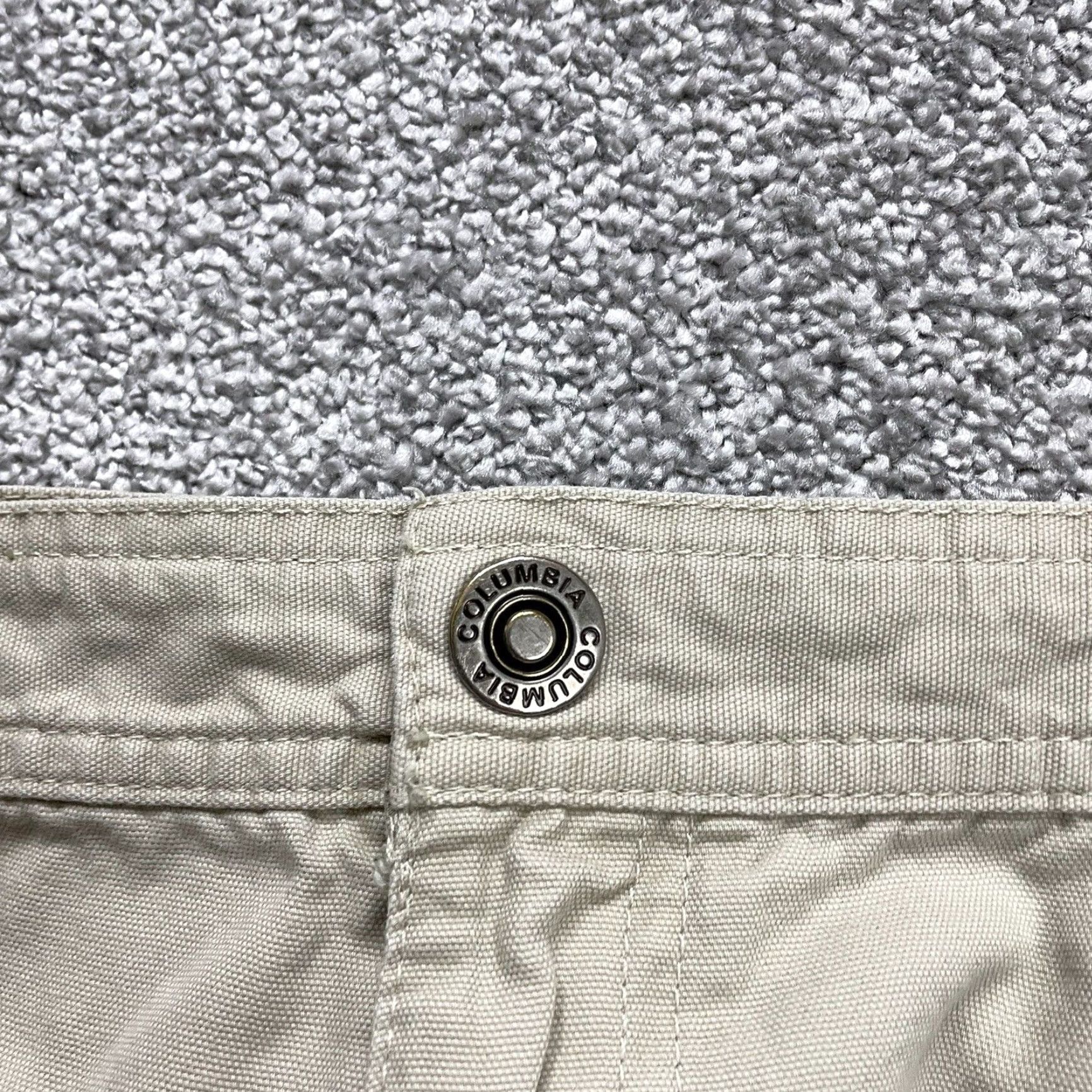 Vintage Columbia Omni Shield Cargo Chino Shorts Mens 38 Light Brown Flat Front Cotton Casual Size US 38 / EU 54 - 3 Thumbnail