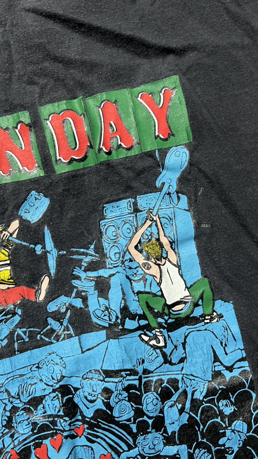 Band Tees 2000 Green Day big logo vintage t shirt Size US L / EU 52-54 / 3 - 5 Thumbnail