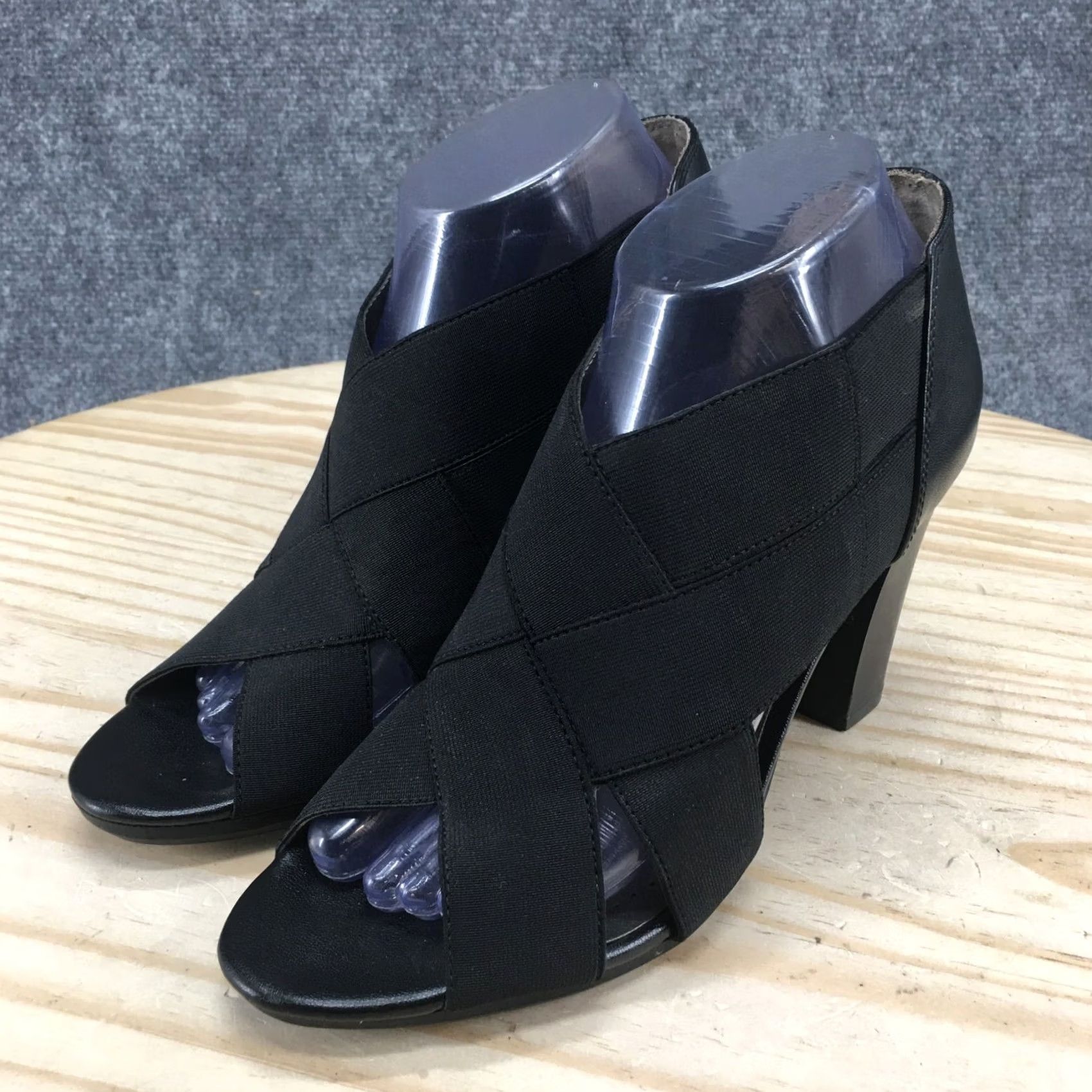 Vintage LifeStride Sandals Womens 8 M Nominal Criss Cross Pumps Black Heeled Casual Size US 8 / IT 38 - 3 Thumbnail