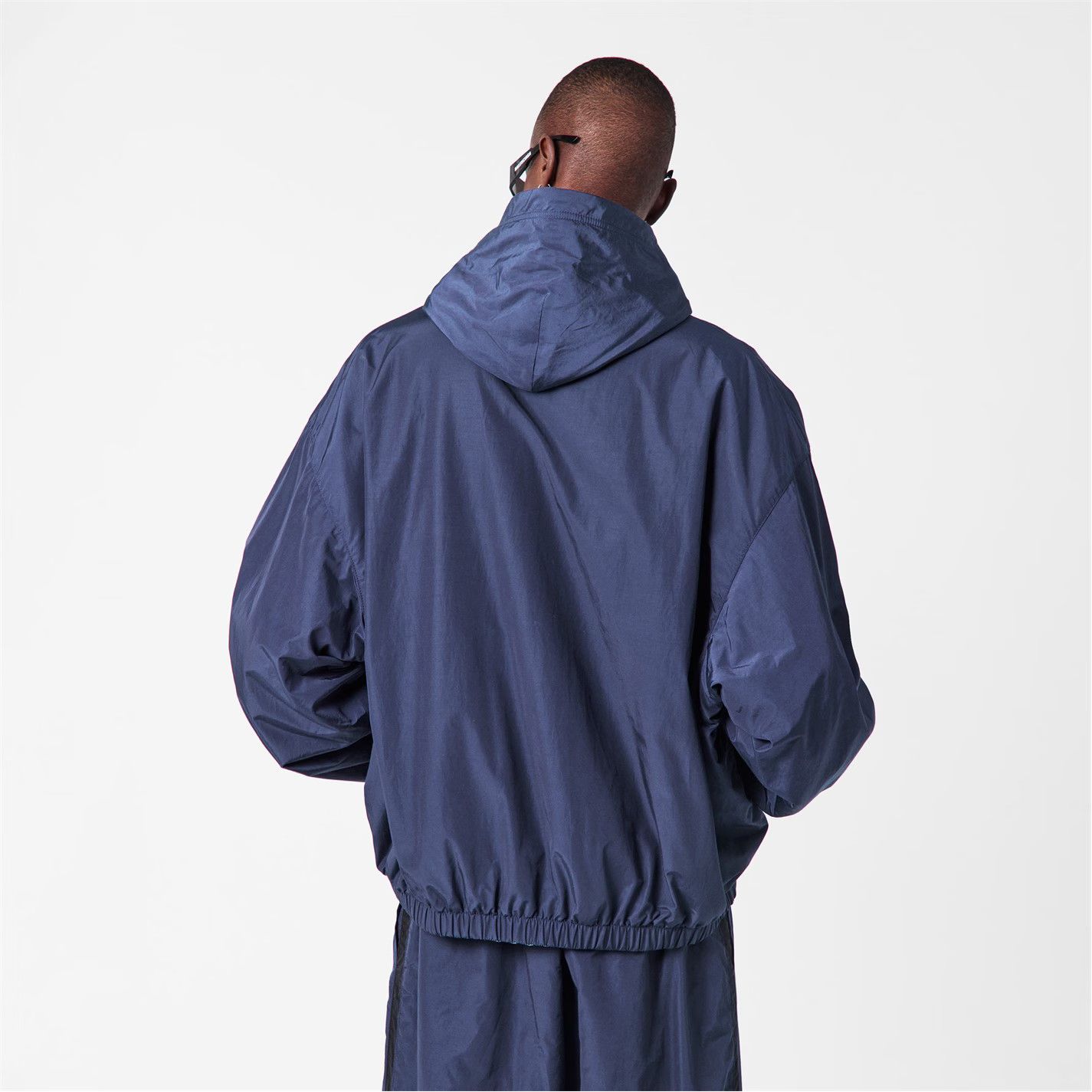 Balenciaga o1g2r1mq0226 Bal Tech Reverse Weather Resistant Jacket Blue Size US S / EU 44-46 / 1 - 4 Thumbnail