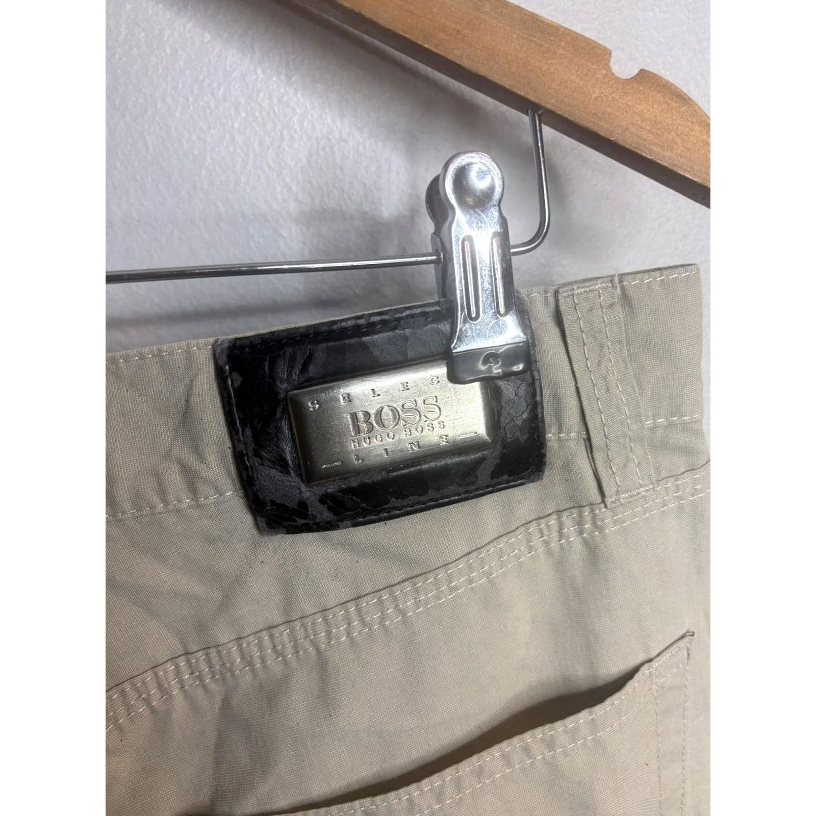 Hugo Boss VINTAGE BOSS Hugo Boss Jeans Mens 36x34 Khaki Alabama Made in Italy 5-Pocket Cotton Denim Straight Mens Bis 90s Size US 36 / EU 52 - 5 Thumbnail