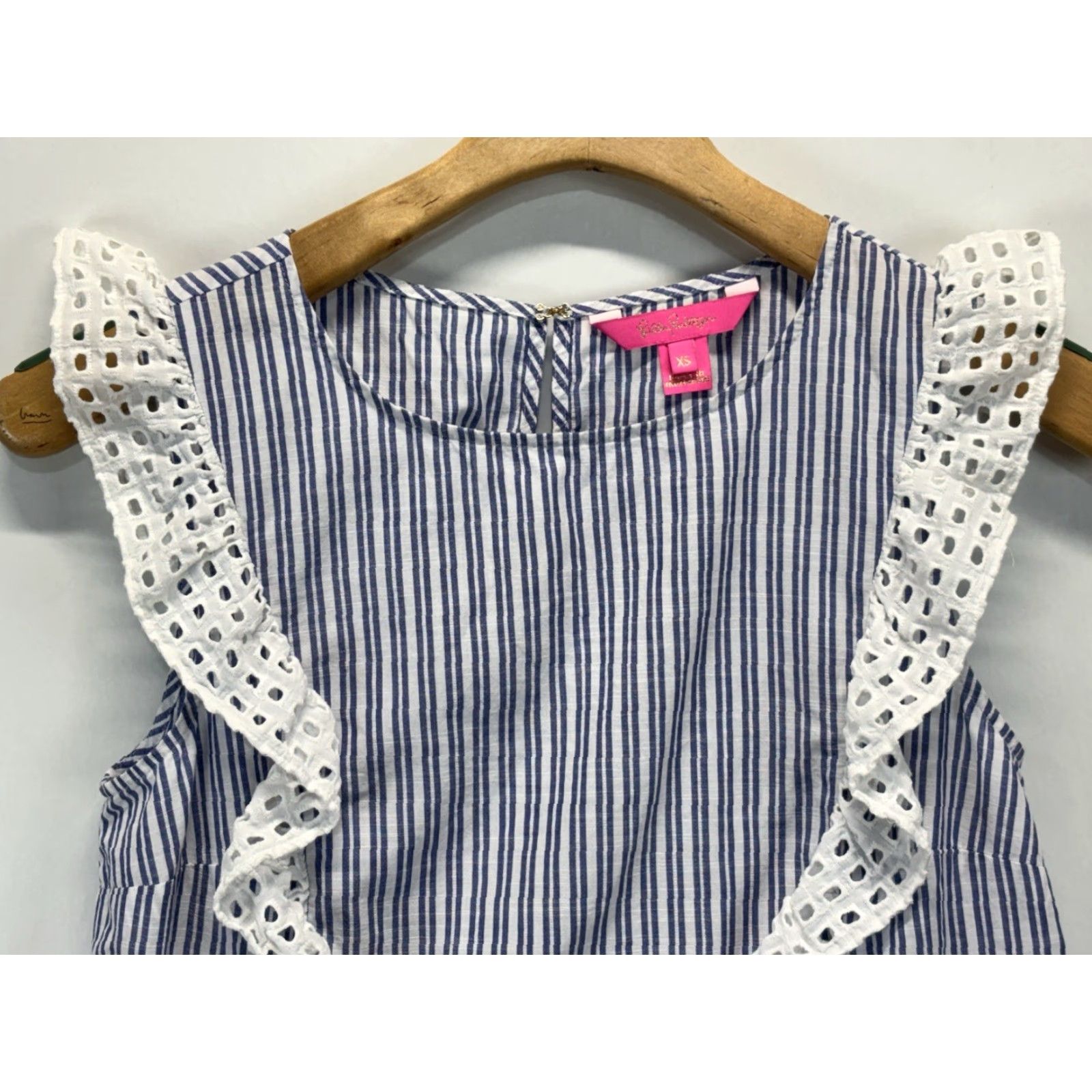 Lilly Pulitzer VINTAGE Lilly Pulitzer Ellis Peplum Top Shirt Womens XS Blue White Striped Lace 100% Cotton Round Neck Sleeveless Casual Party/Cocktail Size XS / US 0-2 / IT 36-38 - 2 Thumbnail