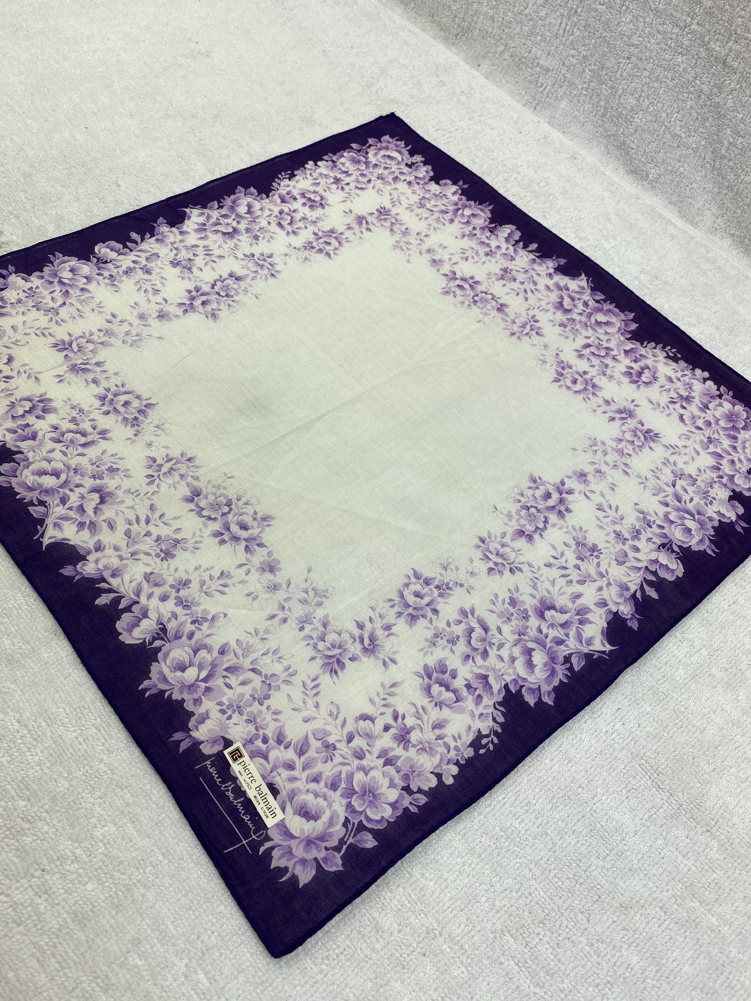 Pierre Balmain × Vintage Vintage Pierre Balmain Handkerchief / Bandana / Neckerchief Size ONE SIZE - 4 Thumbnail