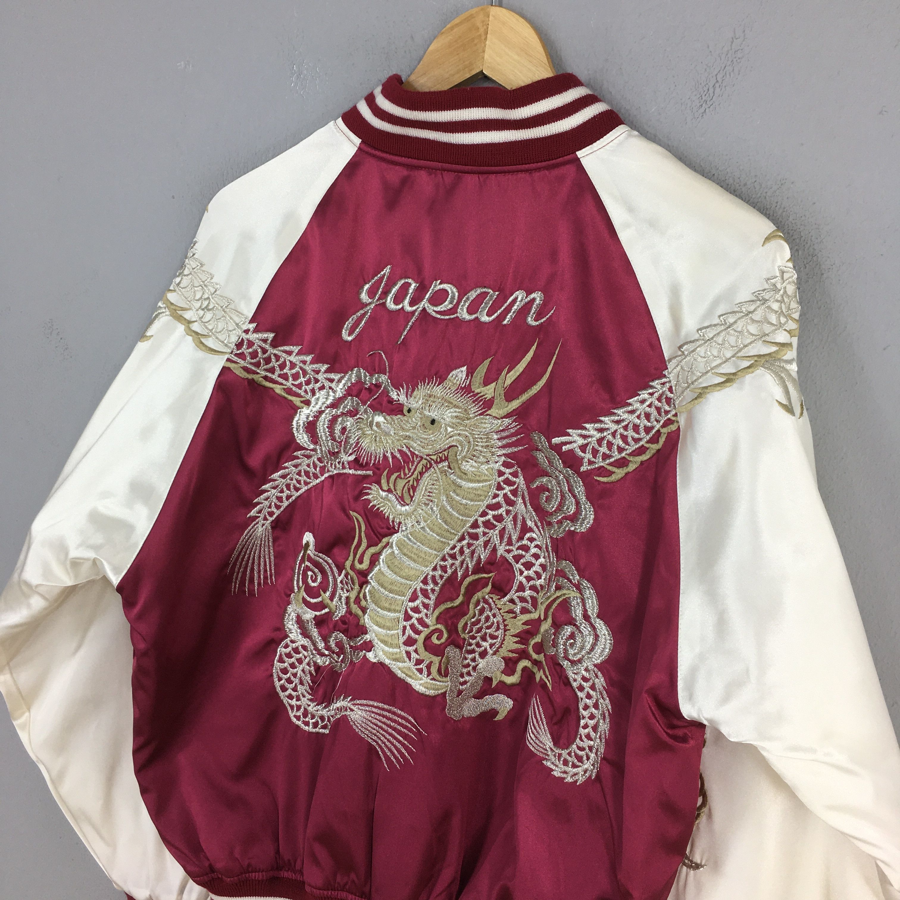 Japanese Brand Vintage 1980s Sukajan Dragon Okinawa Red Souvenir Jacket M Size US M / EU 48-50 / 2 - 9 Thumbnail