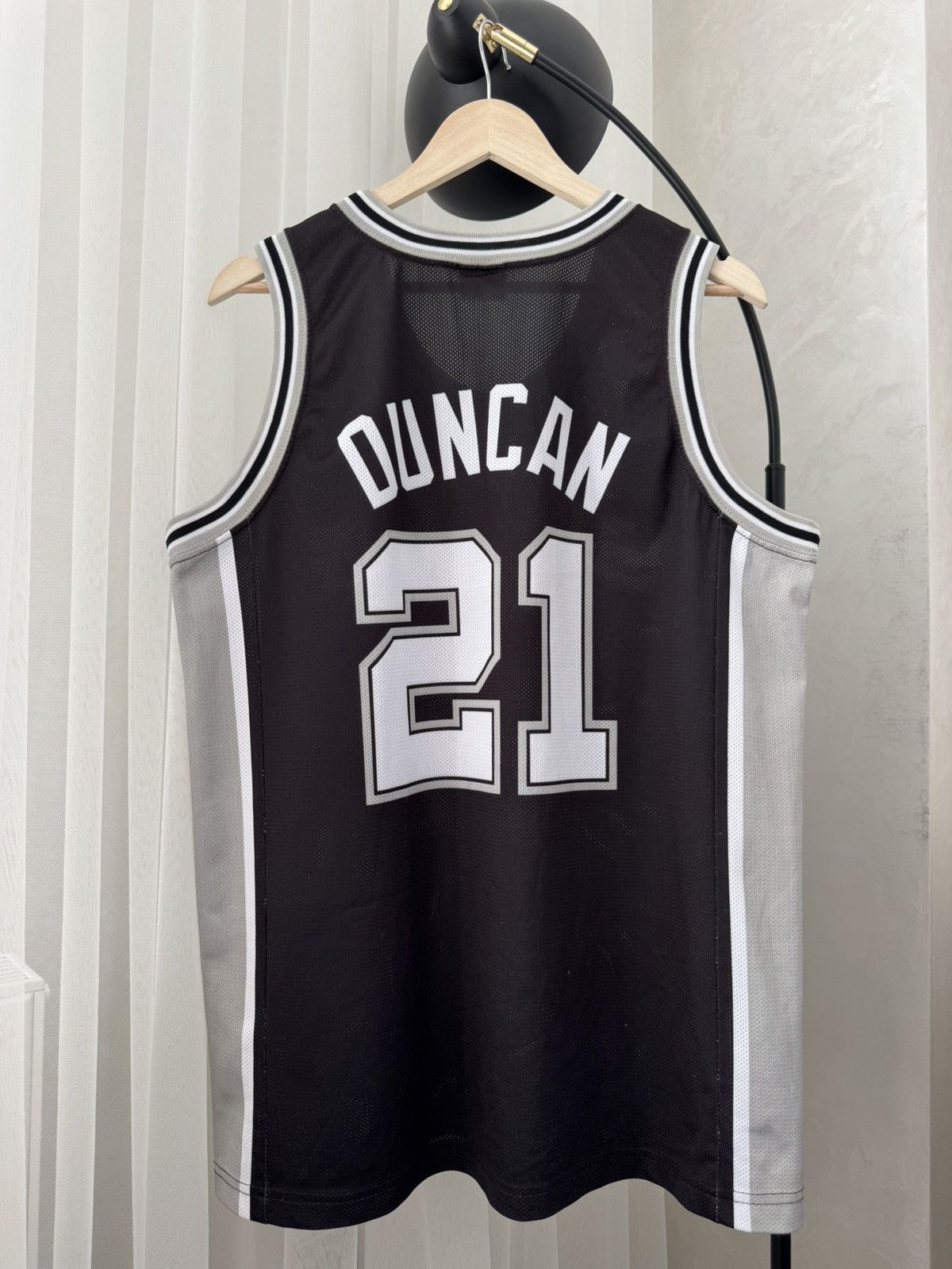 Champion Champion Vintage NBA Spurs San Antonio 21 Duncan Jersey Size US L / EU 52-54 / 3 - 5 Thumbnail