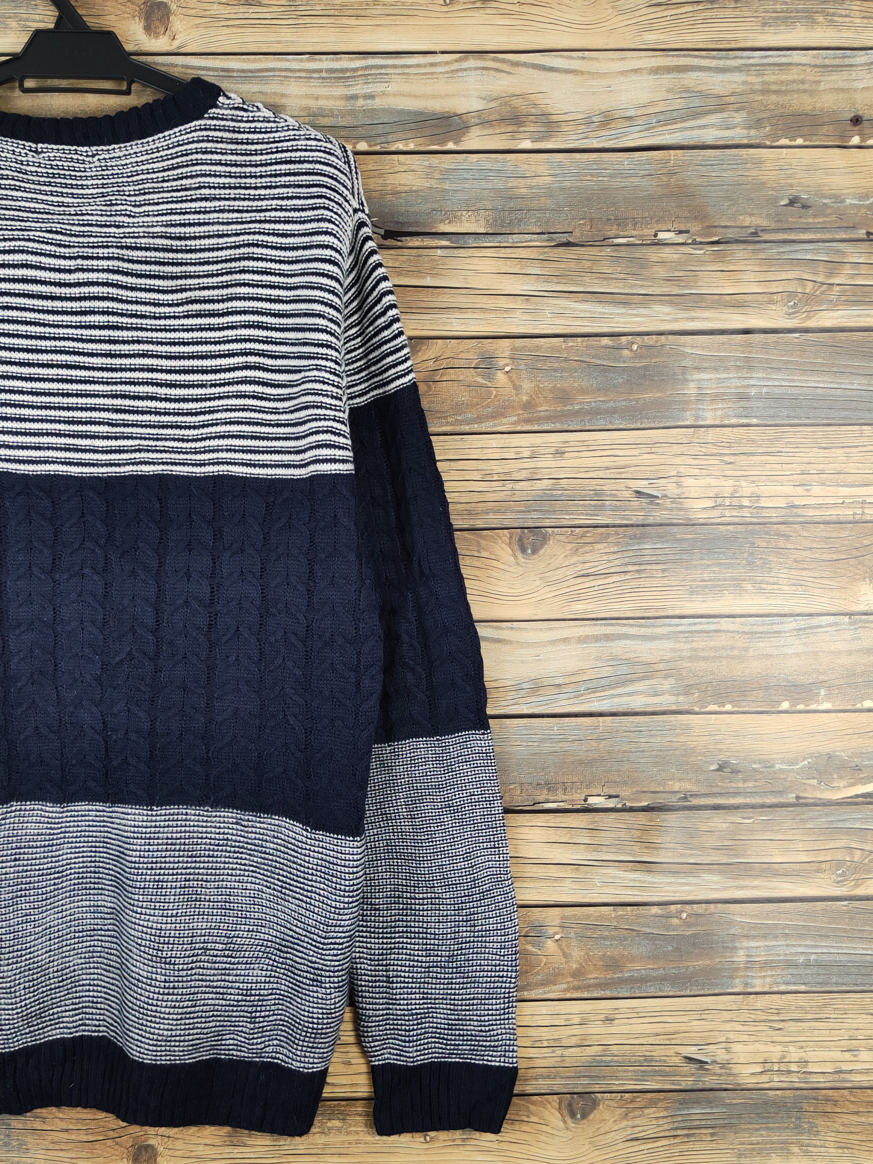 Aran Isles Knitwear A.v.v Homme Navy Knitwear Sweatshirts #W1436 Size US L / EU 52-54 / 3 - 9 Thumbnail