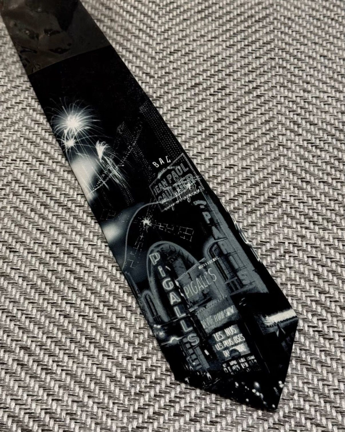 Jean Paul Gaultier Jean Paul Gaultier Paris Night View Pattern Tie K24 Size ONE SIZE - 1 Thumbnail