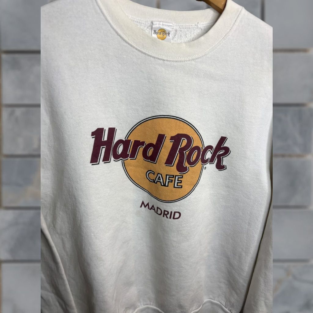 Hard Rock Cafe Hard Rock Cafe Sweatshirt Mens Medium White Madrid Crewneck Pullover Logo Spain Size US M / EU 48-50 / 2 - 1 Thumbnail