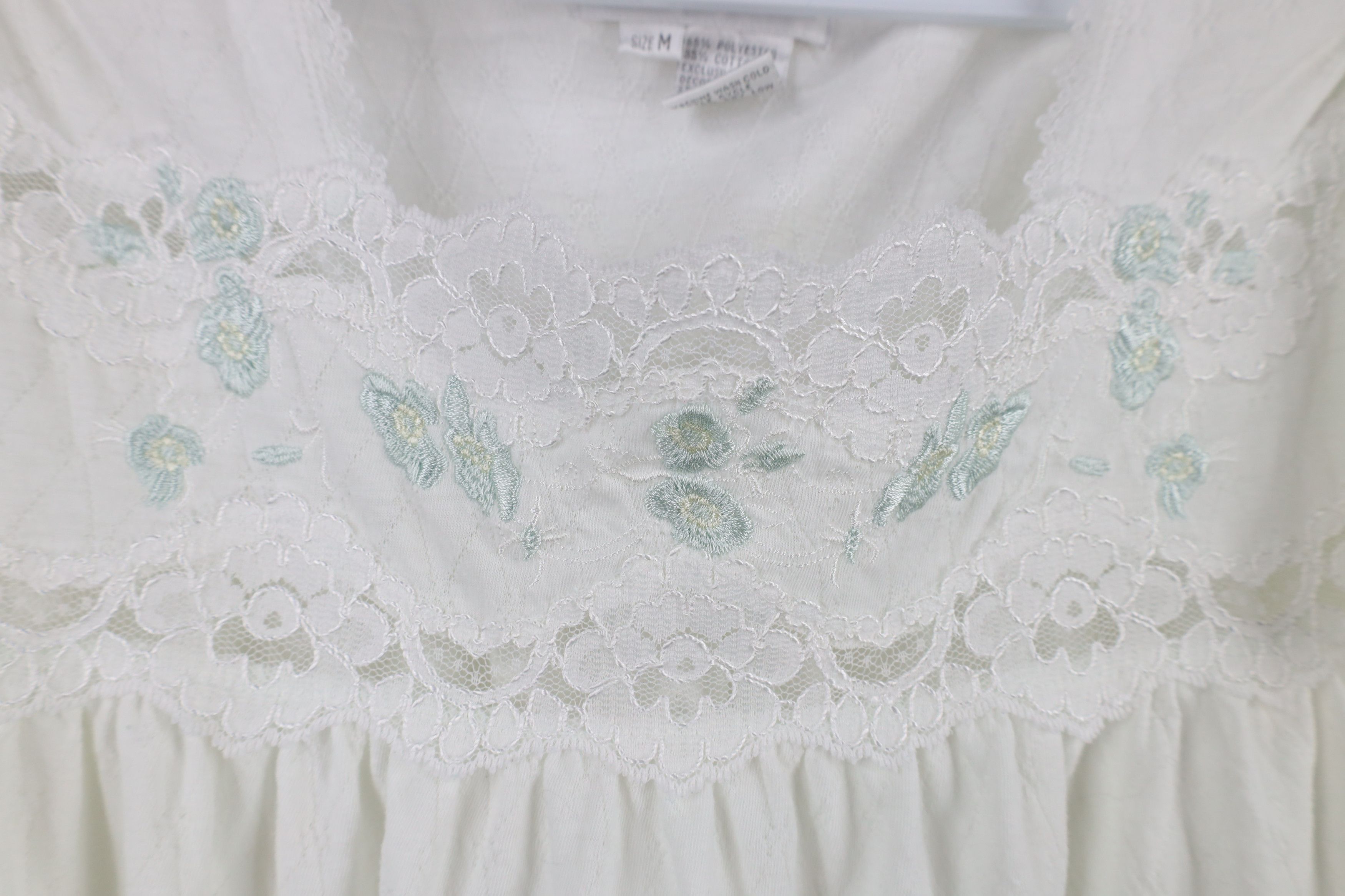 Vintage Vintage 90s Miss Elaine Lace Knit Night Gown Sleep Shirt Size M / US 6-8 / IT 42-44 - 5 Thumbnail