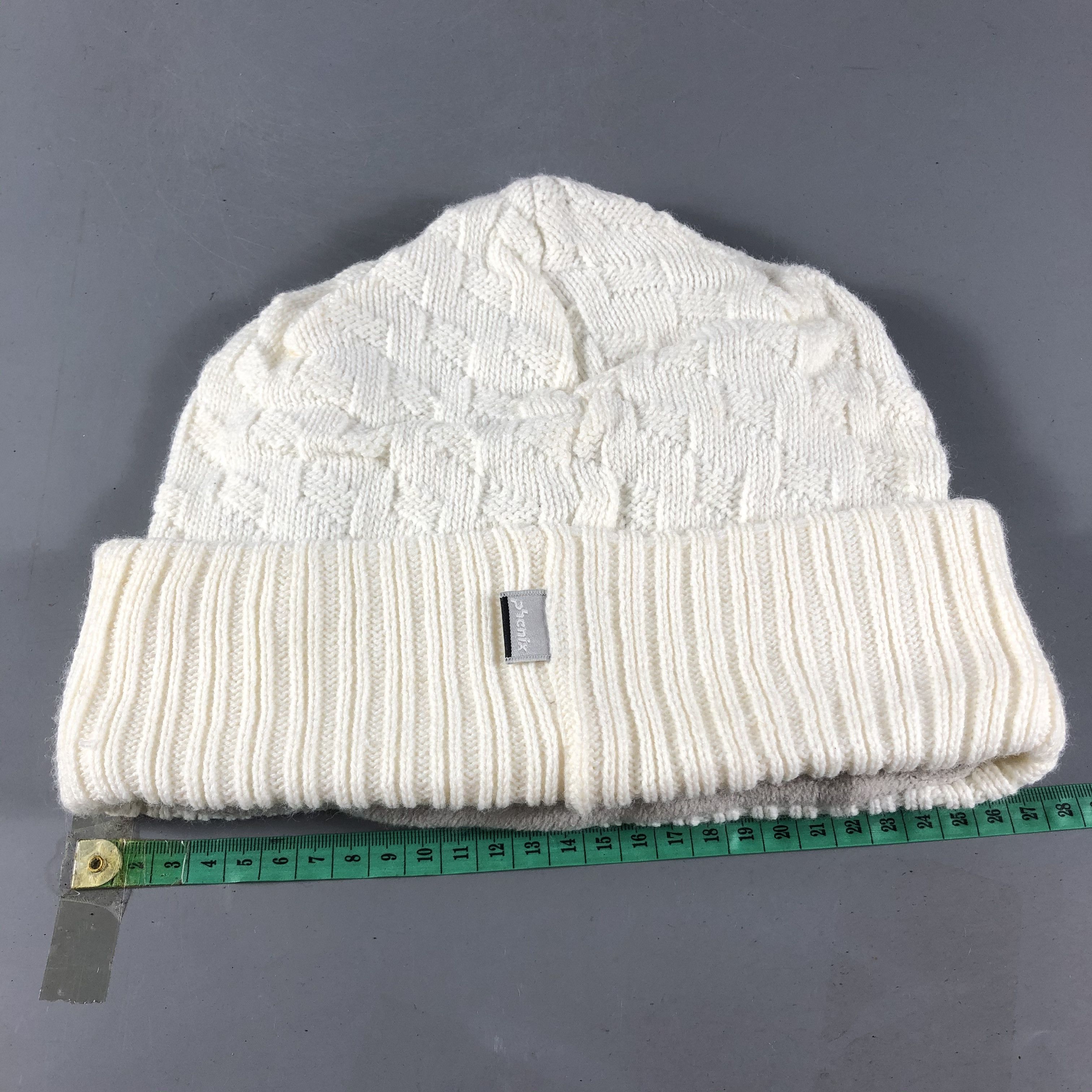 Phenix Phenix Cable Knit Beanie Snowcap Snow Hat B656 Size ONE SIZE - 3 Thumbnail