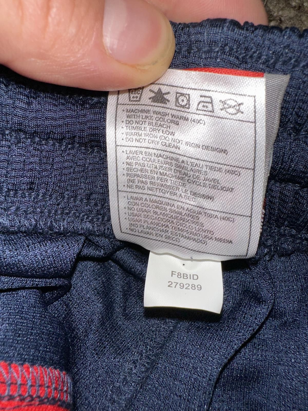 Nike Nike Men’s Team USA Fit Dry 2009 Basketball Shorts VINTAGE Size US 30 / EU 46 - 8 Thumbnail