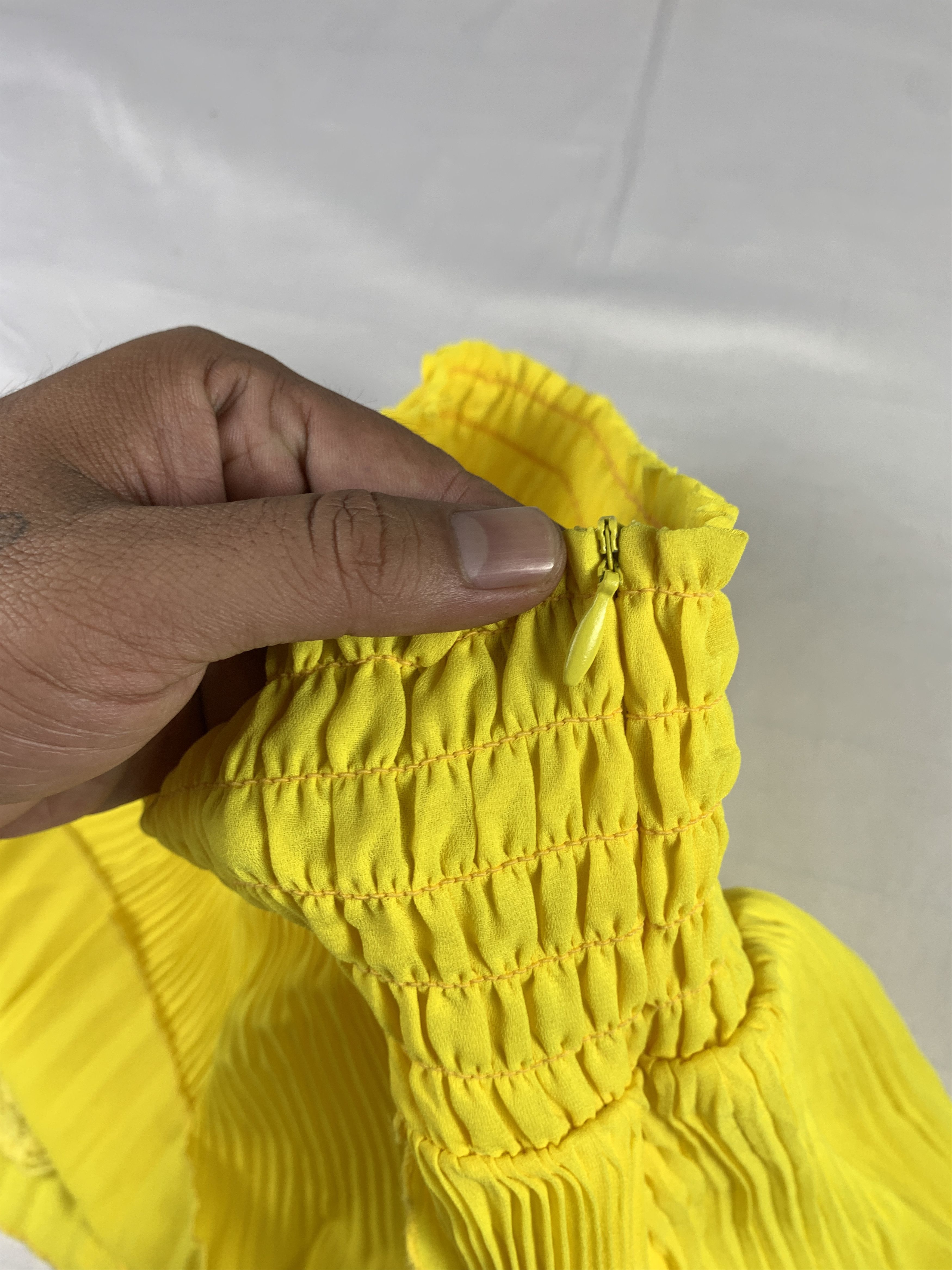 Lip Service Lip Service Yellow Pleated Trim Mini Skirt (26-29) Size 26" / US 2 / IT 38 - 7 Thumbnail