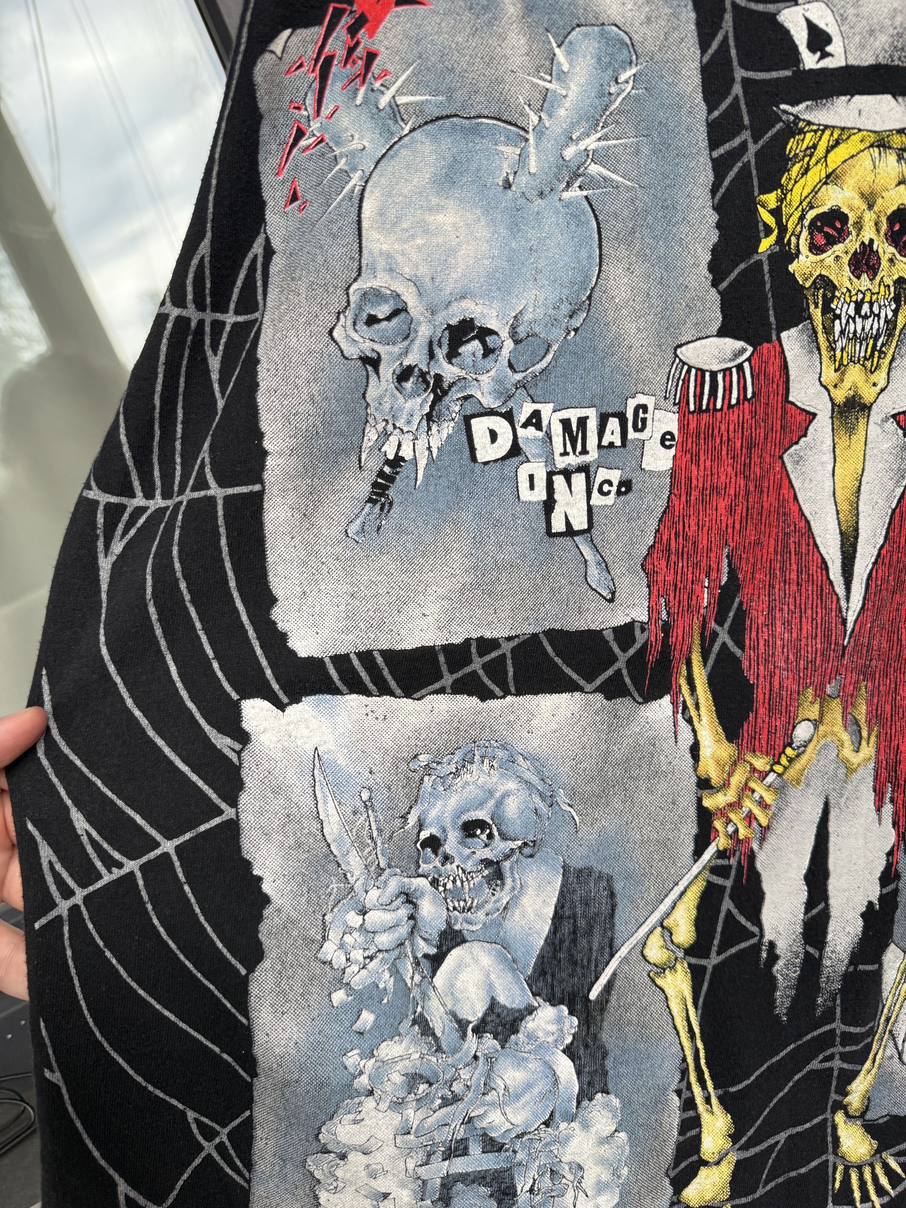 Band Tees Vintage 1992 Metallica Ringmaster Damage Inc Band AOP Tshirt Size US XL / EU 56 / 4 - 10 Thumbnail