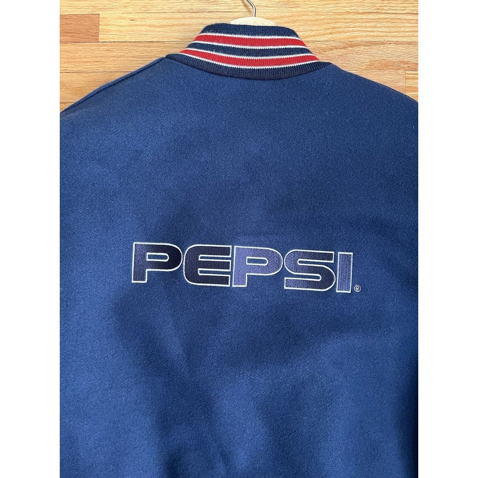 Pepsi NEW VINTAGE PEPSI COLA LOGO WOOL LEATHER VARSITY BOMBER XL Size US XL / EU 56 / 4 - 5 Thumbnail