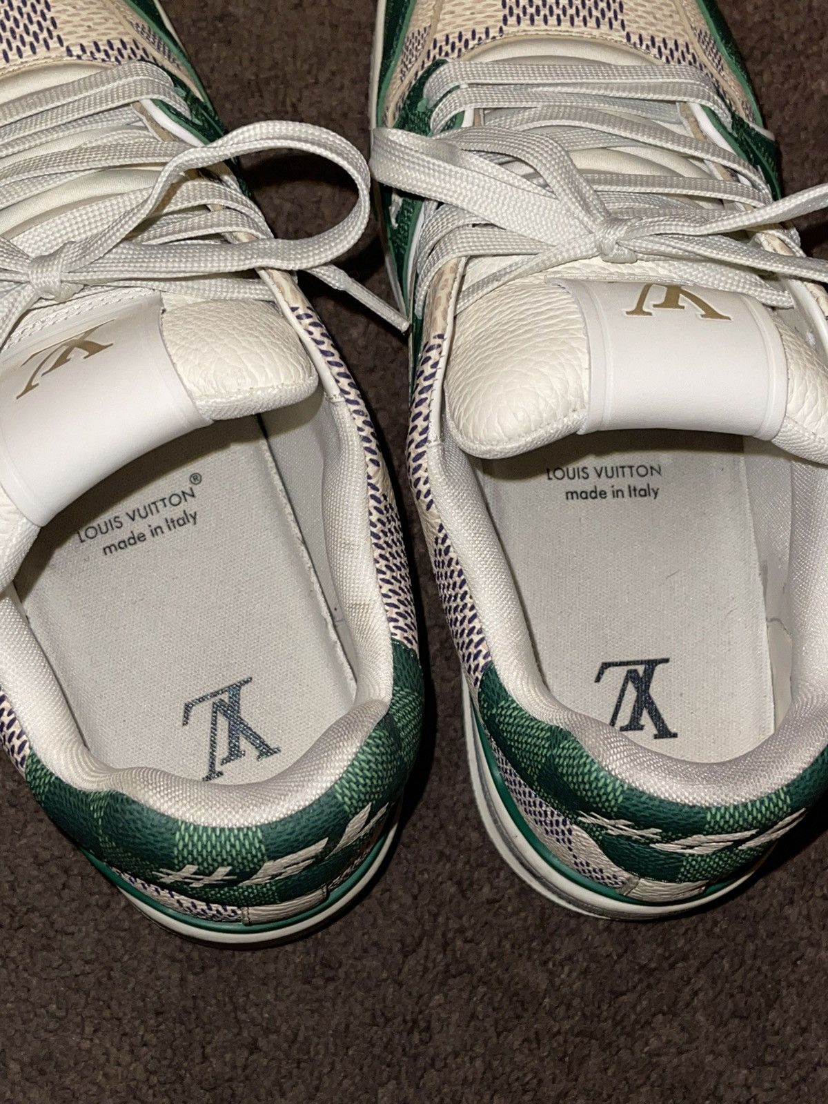 Louis Vuitton Louis Vuitton LV Trainer Damier Virgil White Green sz 8 Size US 8 / EU 41 - 7 Thumbnail