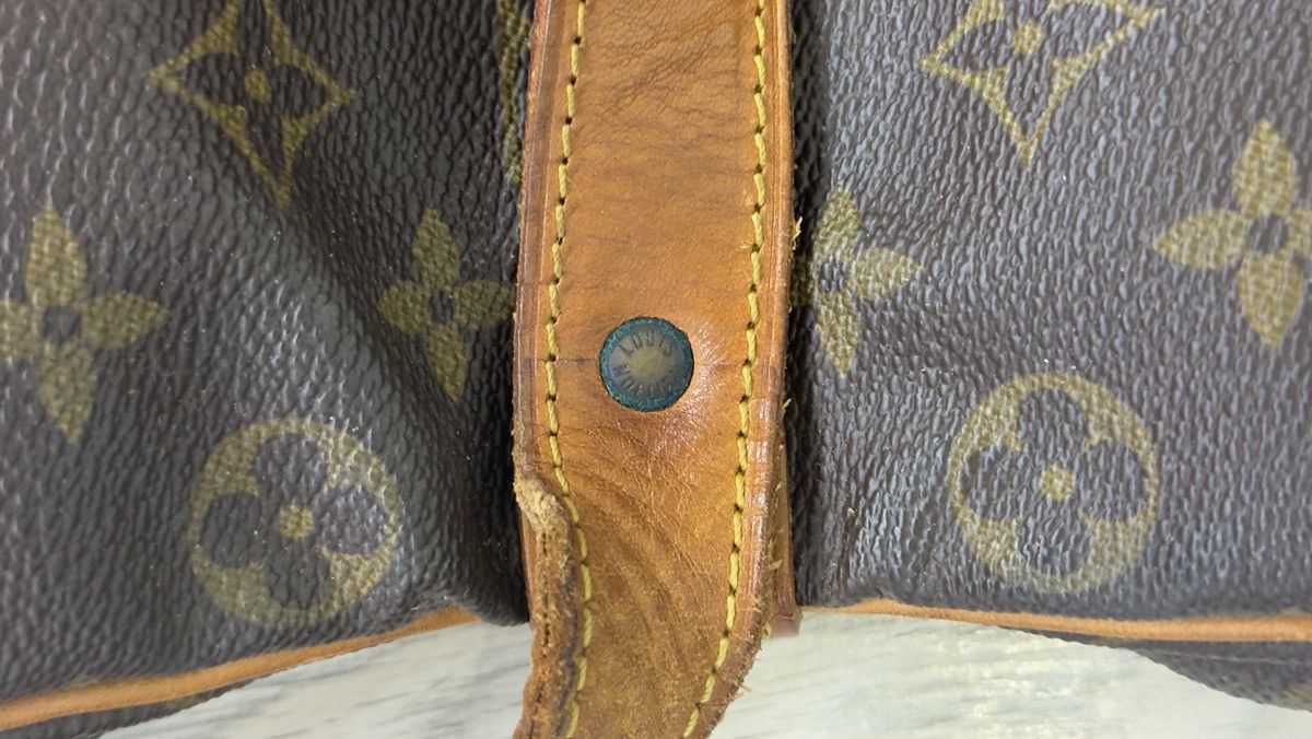 Louis Vuitton Louis Vuitton vintage Saumur 35 Monogram Crossbody Size ONE SIZE - 12 Thumbnail