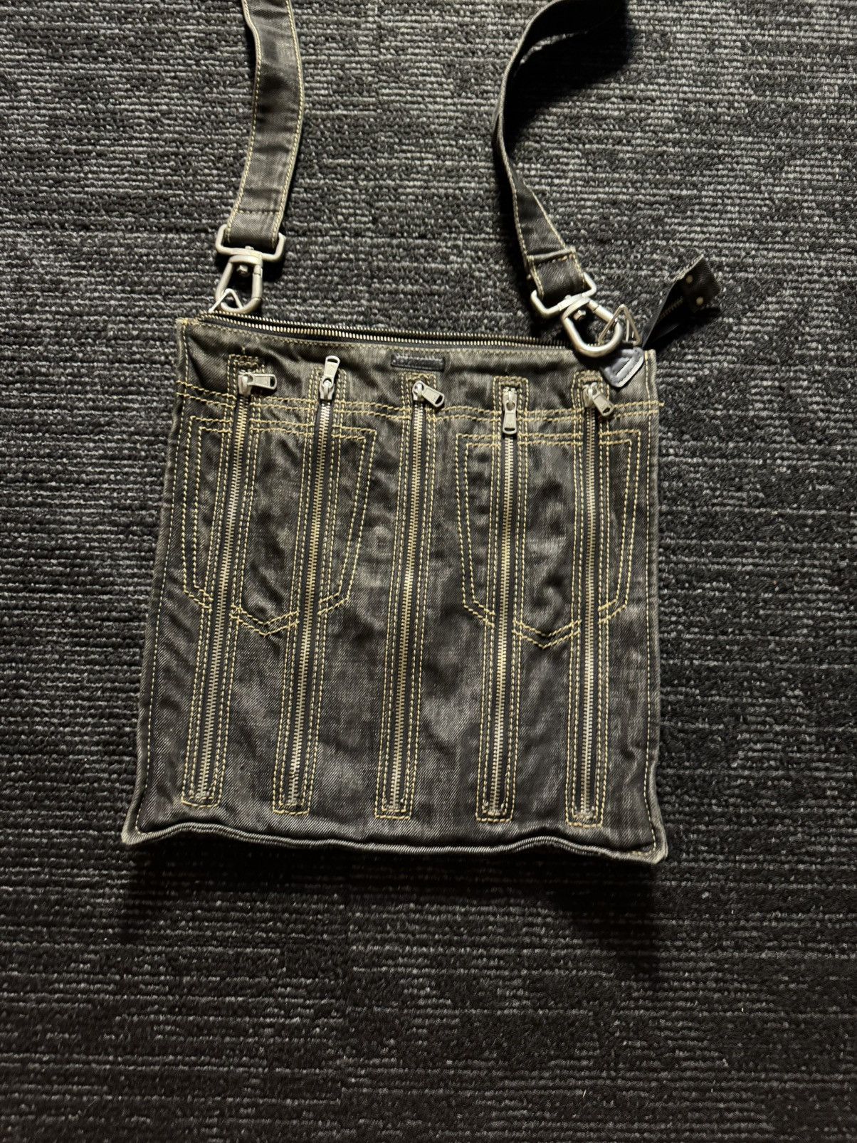 Dolce & Gabbana Vintage Dolce Gabbana Denim Messenger Bag Size ONE SIZE - 2 Thumbnail