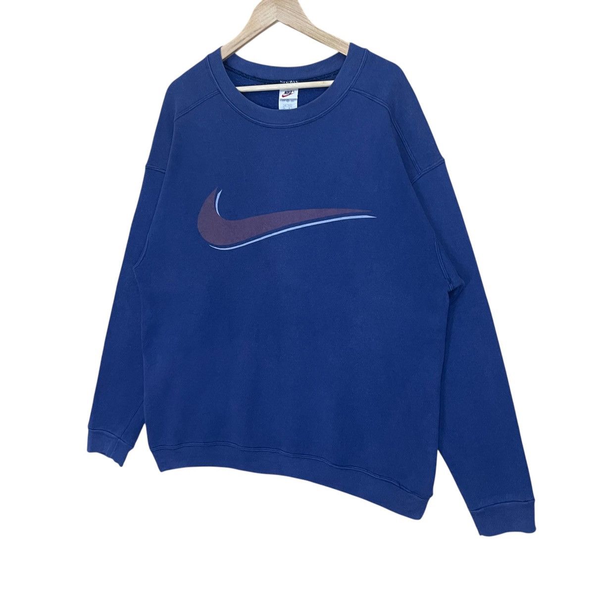 Vintage Vintage 90s Nike Swoosh Big Logo Crewneck Sweatshirt Size US XL / EU 56 / 4 - 3 Thumbnail
