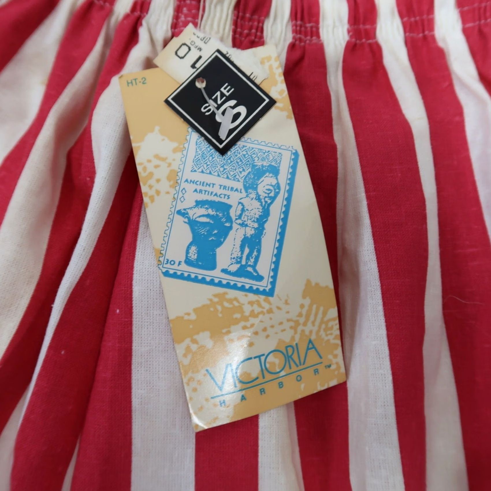 Vintage VINTAGE Victoria Harbor Red and White Striped Bermuda Shorts S Womens High Rise Cotton 7 In Inseam 80s Size 28" / US 6 / IT 42 - 6 Thumbnail