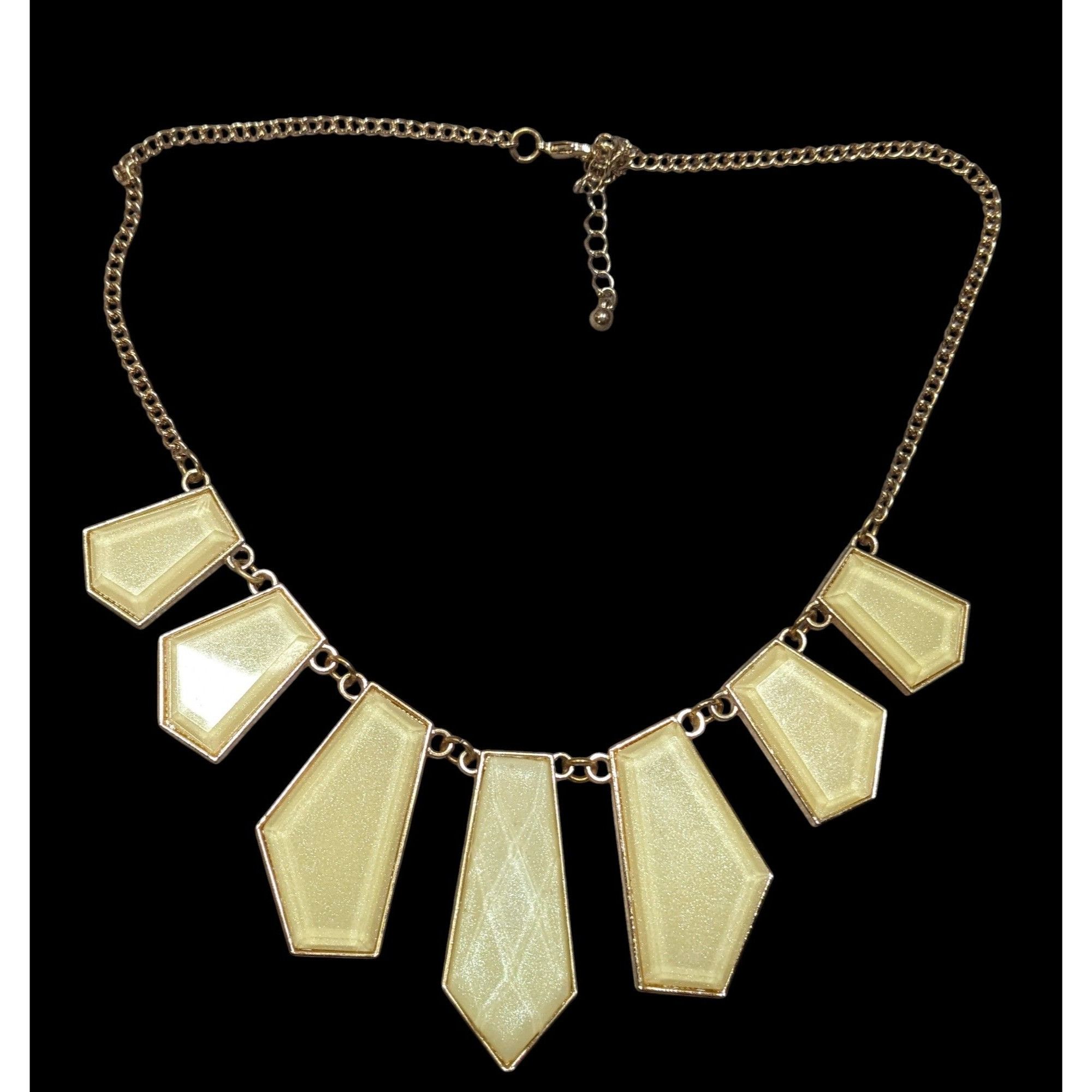 Other Geometric Shimmer Cream Faceted Graduated Bib Necklace Size ONE SIZE - 1 Thumbnail