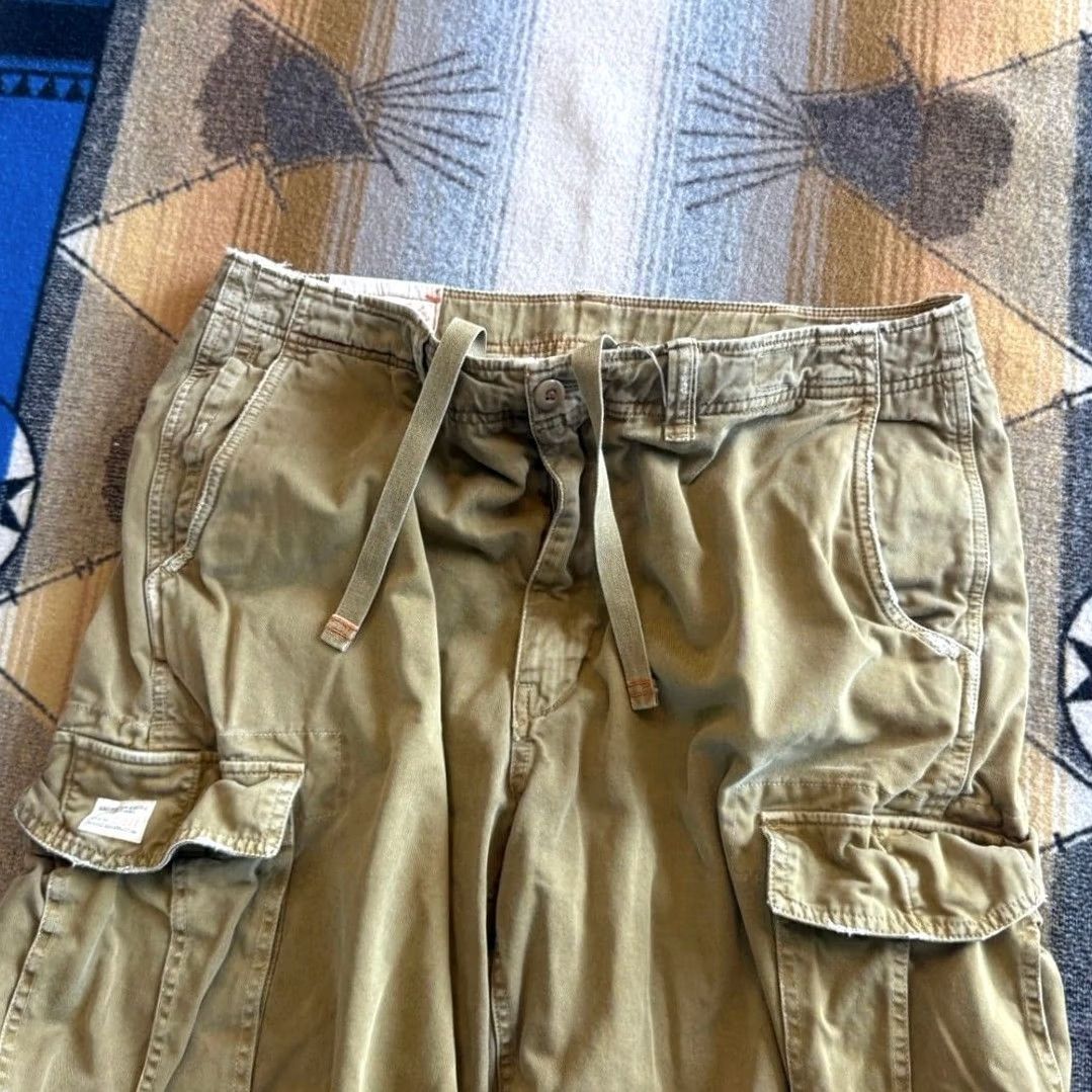 American Eagle Outfitters VINTAGE American Eagle Outfitters Cargo Shorts Size 36 Brown Khaki Mens y2k Size US 36 / EU 52 - 6 Thumbnail