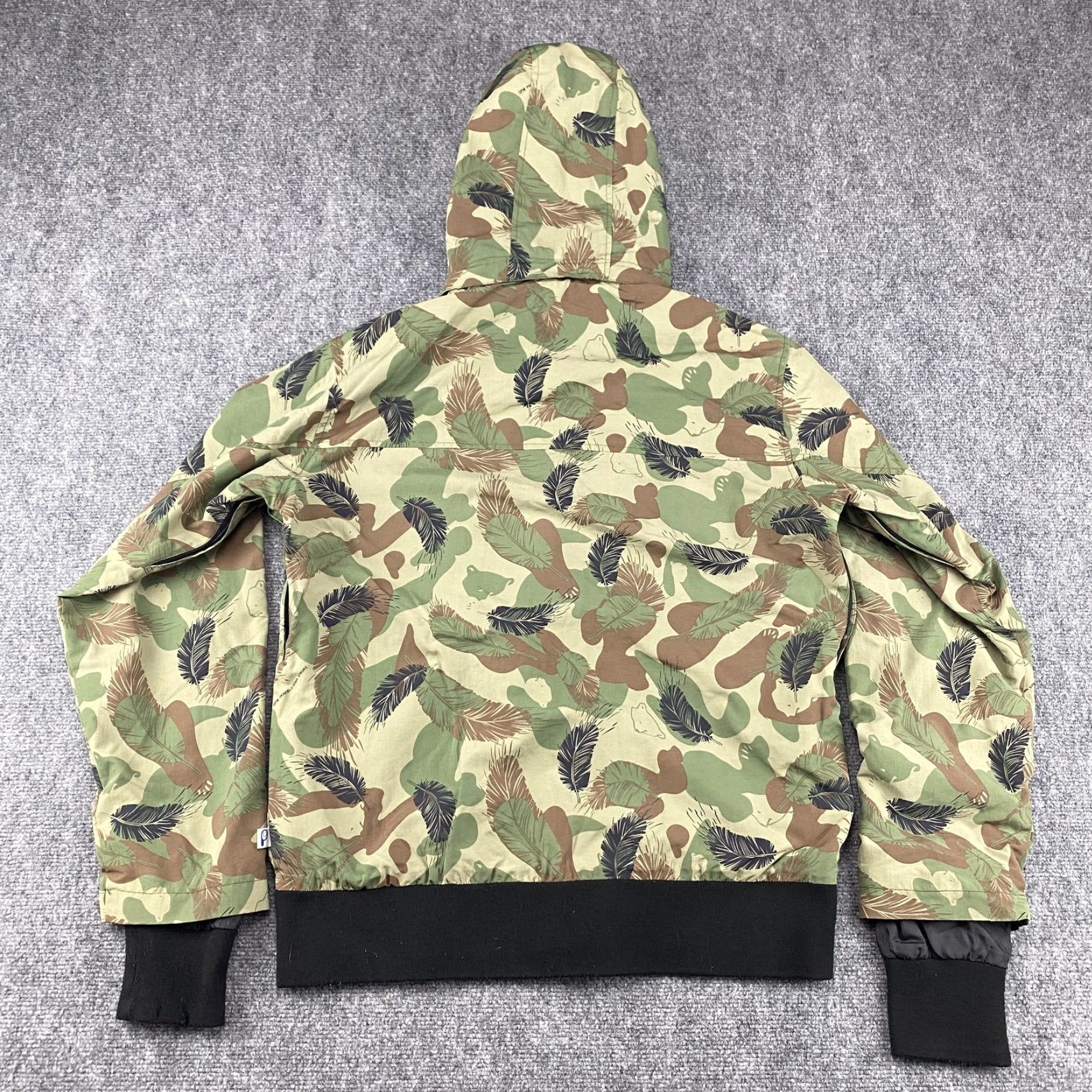 Penfield Penfield Jacket Mens L Camouflage Hooded Puffer Down Parka Outdoor Camo Feather DPM Sit Full Zip Front Pockets Logo Womens? Size US L / EU 52-54 / 3 - 6 Thumbnail