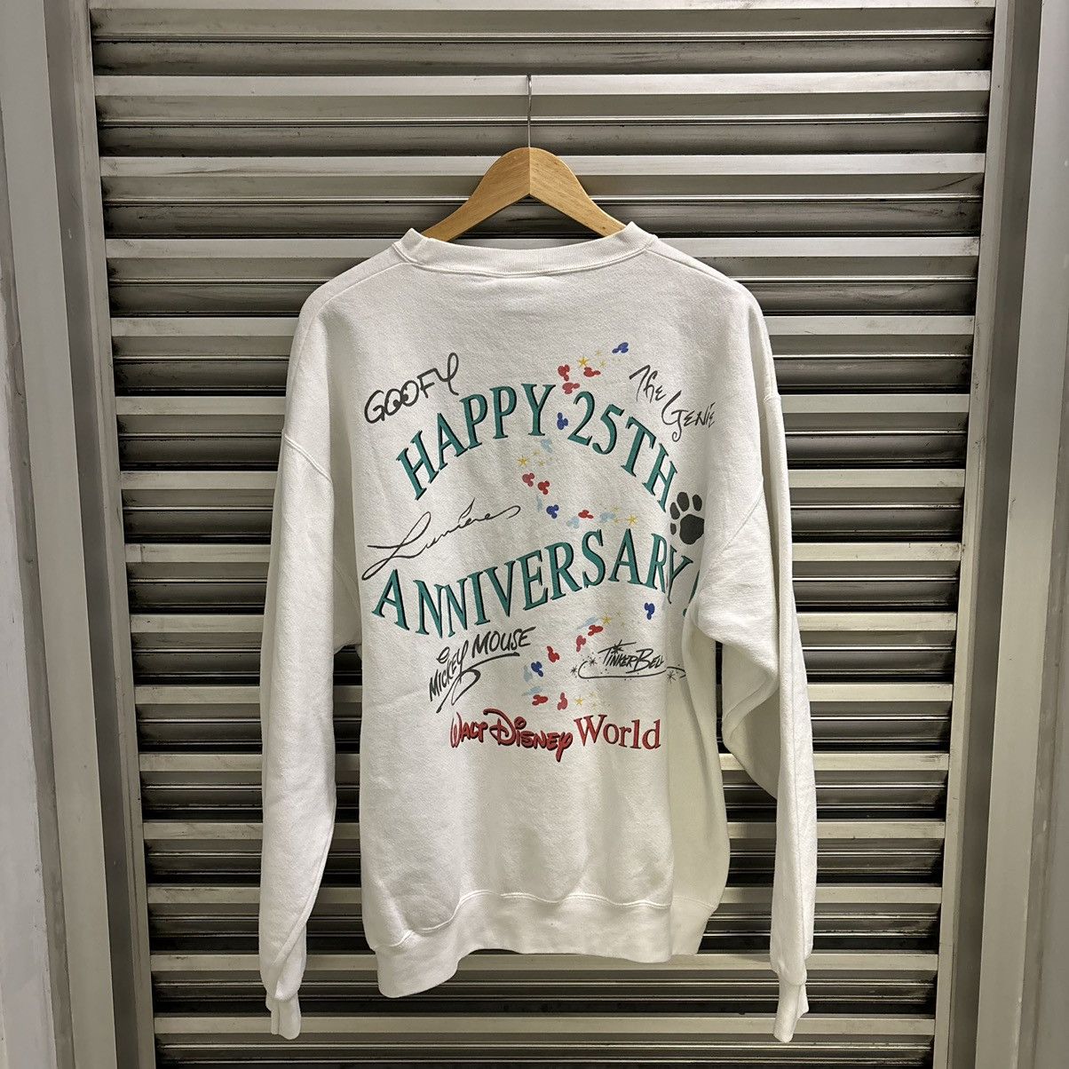 Disney × Vintage Vintage 90s Disney 25th Anniversary Sweater Size US L / EU 52-54 / 3 - 5 Thumbnail