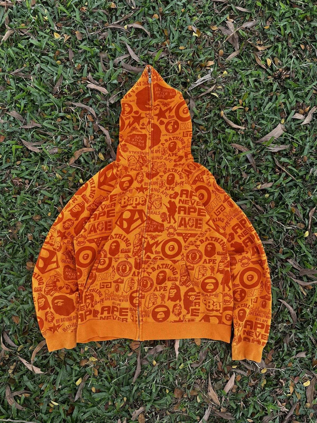 Bape A Bathing Ape BAPE All Logo Full Zip Hoodie NIGO Era Size US S / EU 44-46 / 1 - 2 Thumbnail
