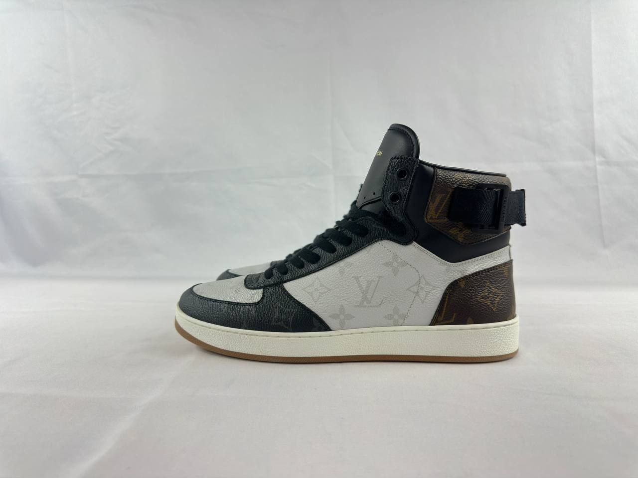 Louis Vuitton Louis Vuitton Rivoli High Top Tri Color Sneakers Size US 8 / EU 41 - 7 Thumbnail