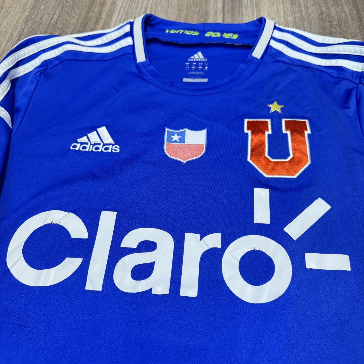 Adidas Universidad de Chile 12/13 home shirt #2 Videla Size US M / EU 48-50 / 2 - 3 Thumbnail