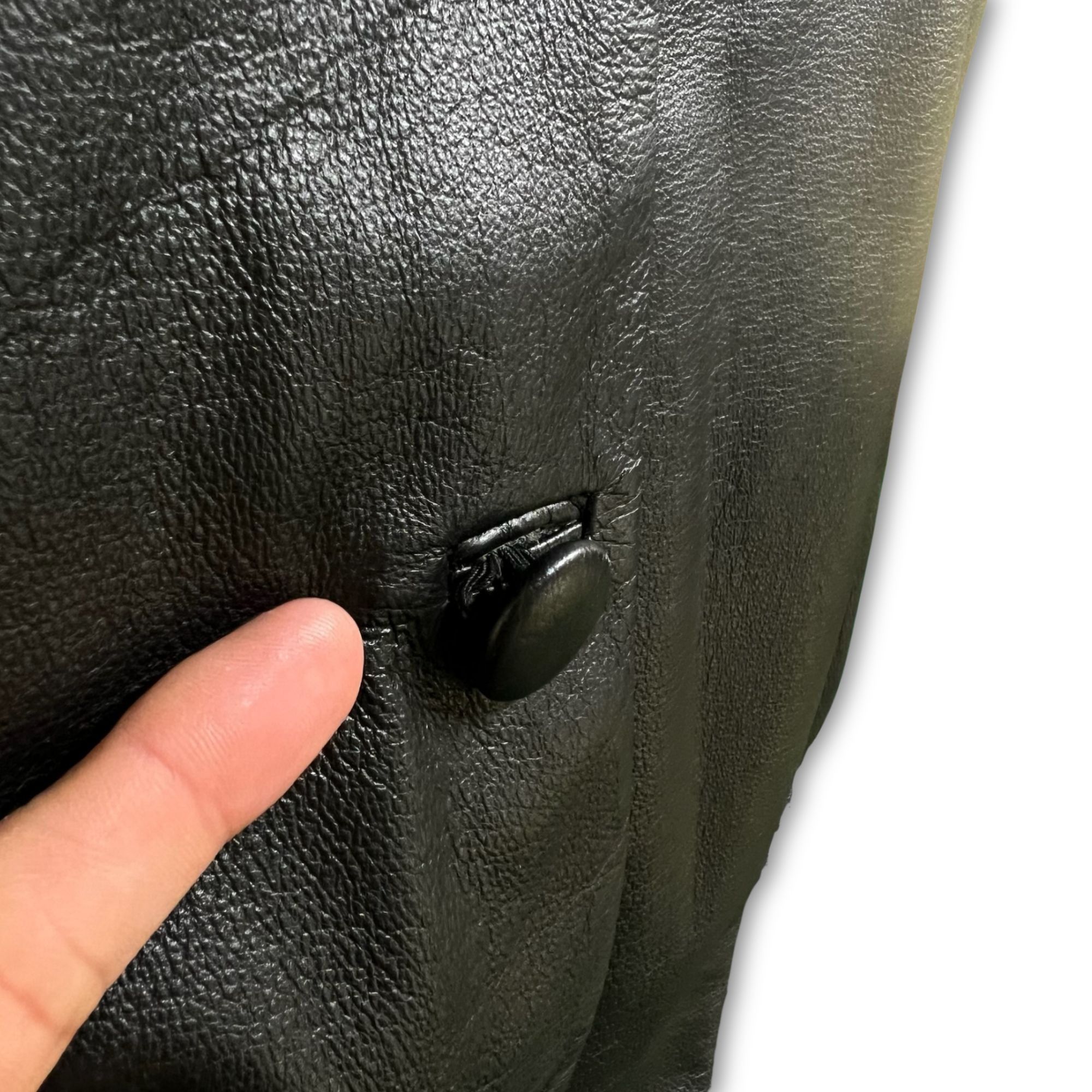 Other Vintage Lucky Leather Co. Elegant Black Leather Coat With Bu Size XL / US 12-14 / IT 48-50 - 7 Thumbnail